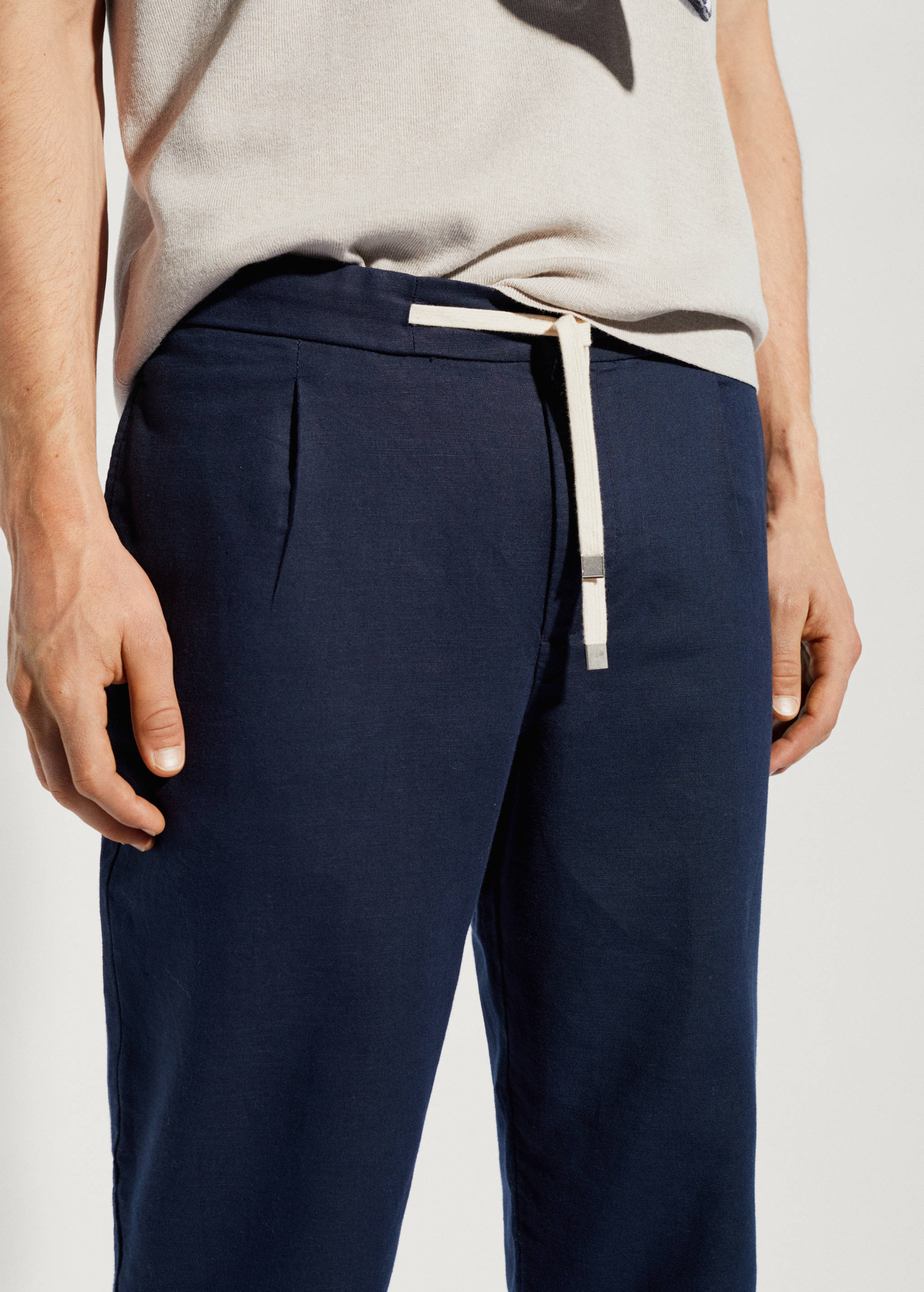 Slim Fit-Leinenhose mit Kordel - Detail des Artikels 1