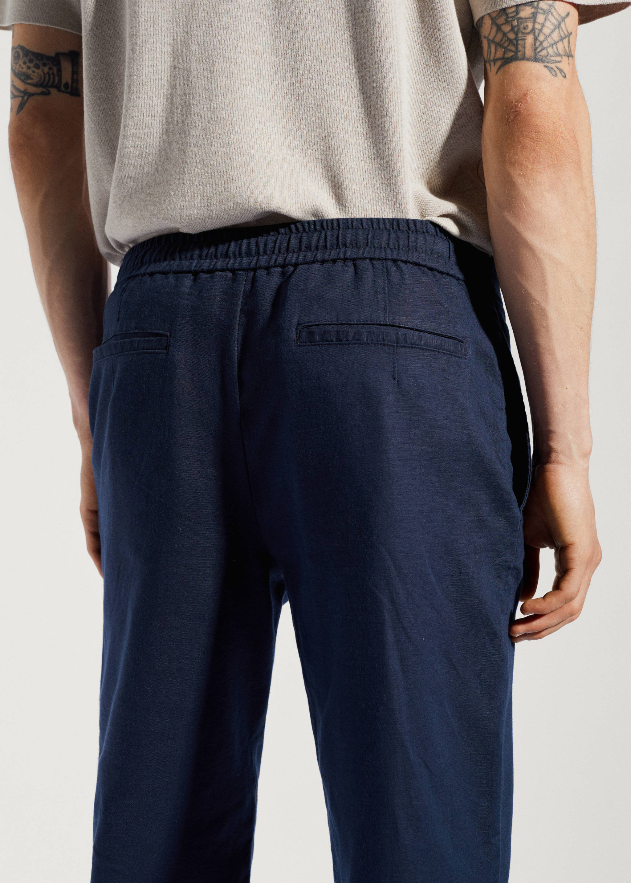 Slim Fit-Leinenhose mit Kordel - Detail des Artikels 2