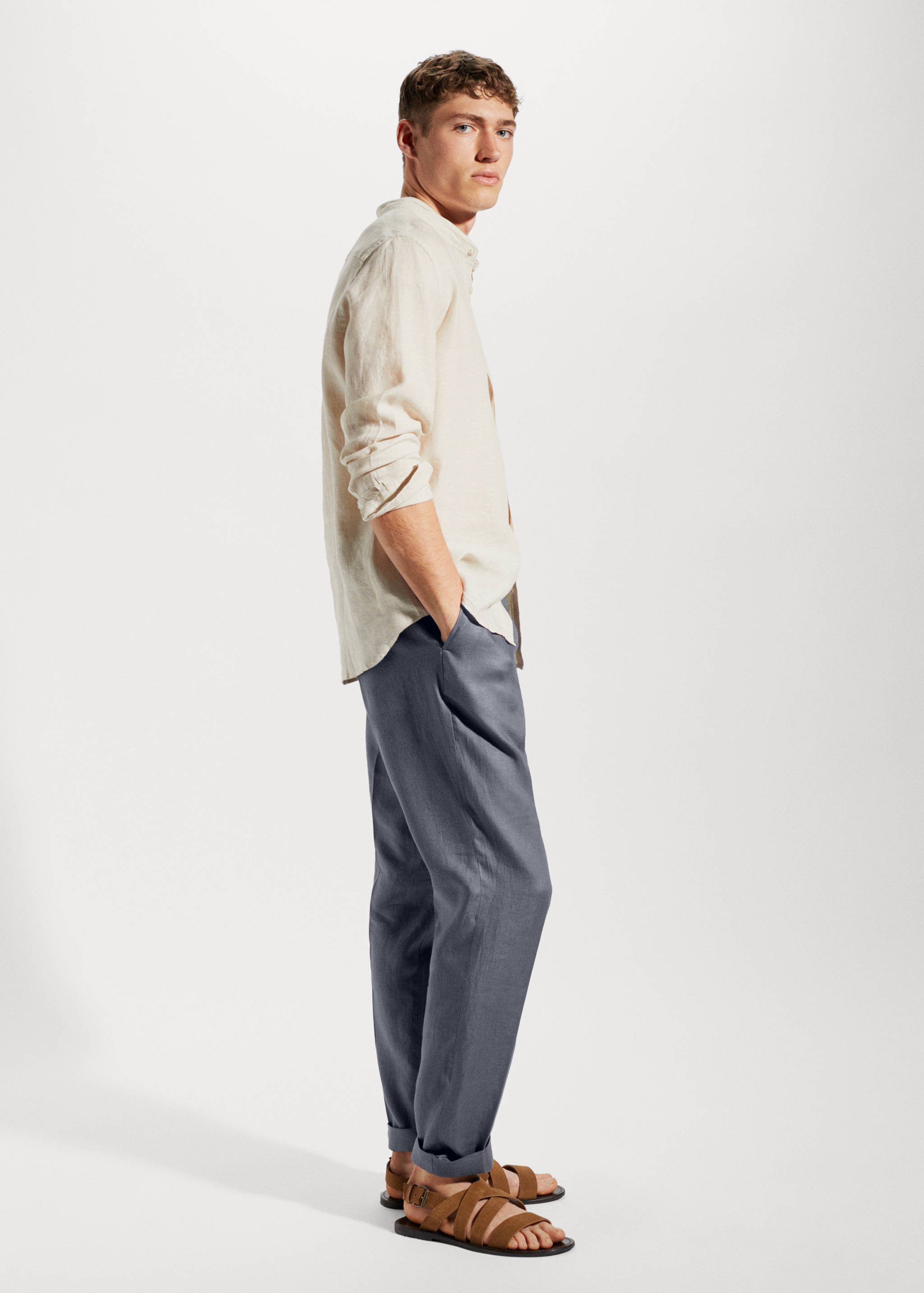 Hemd aus 100 % Leinen mit Mao-Kragen - Detail des Artikels 2