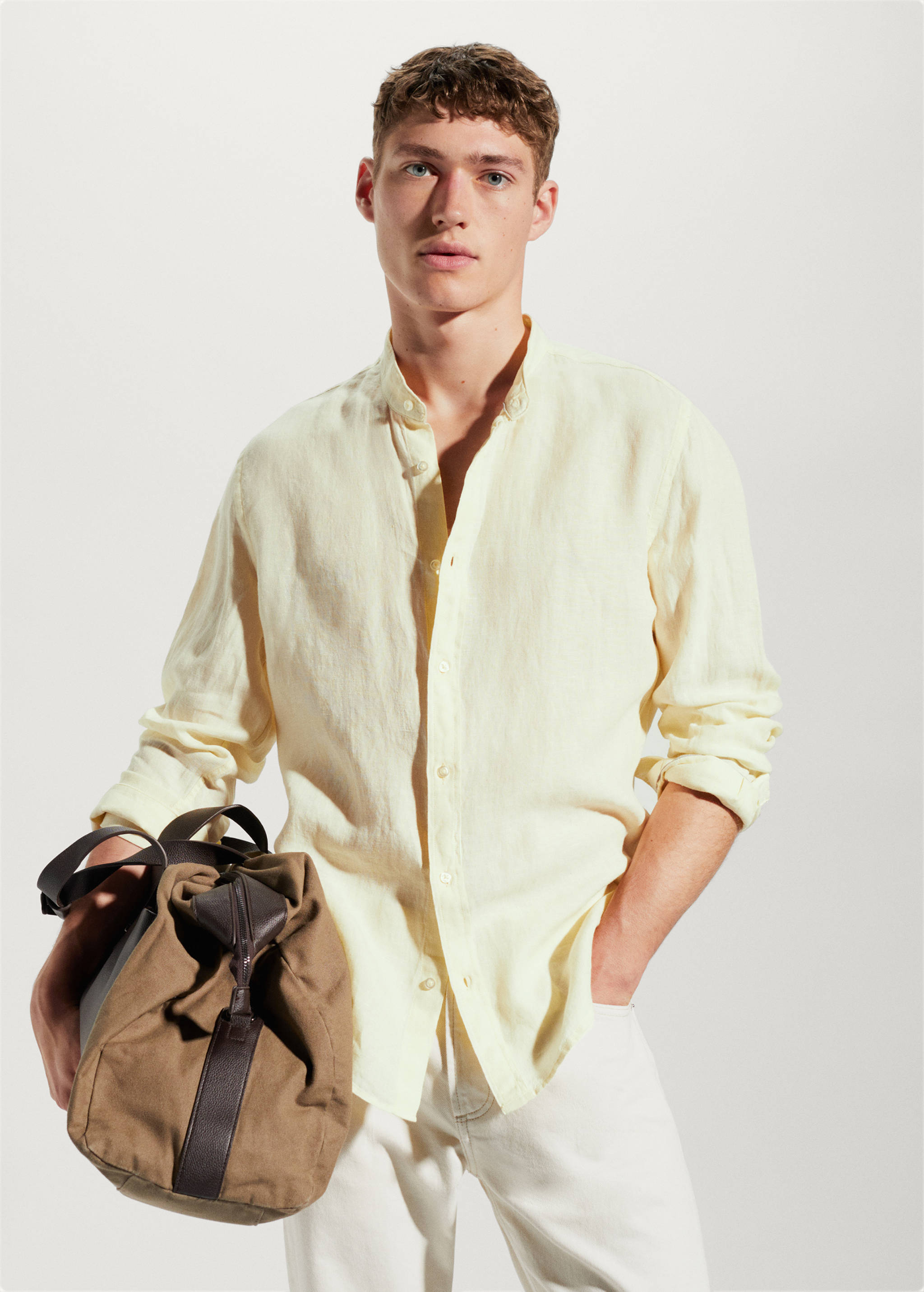 Hemd aus 100 % Leinen mit Mao-Kragen - Mittlere Ansicht