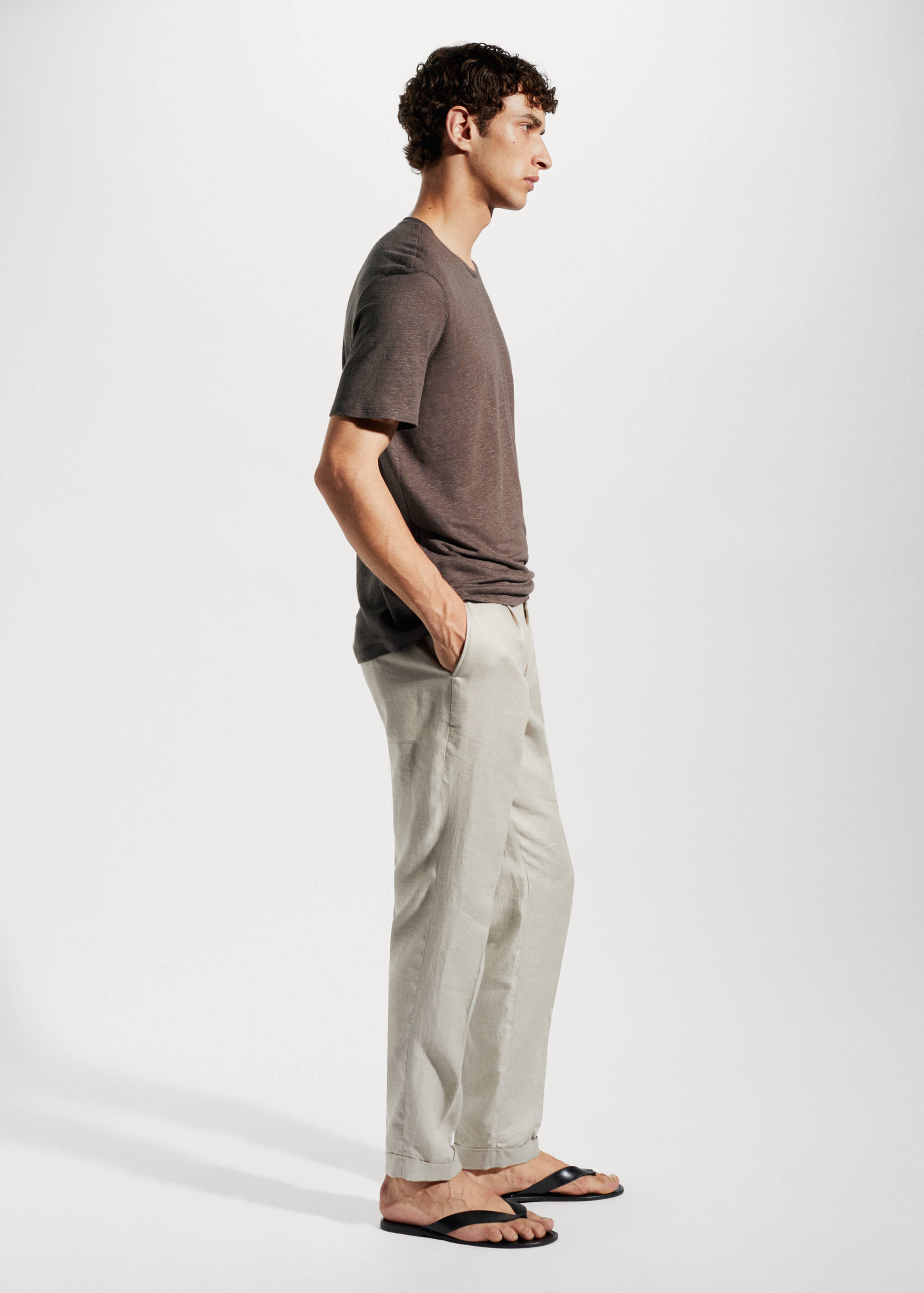 T-shirt slim fit 100 % lin - Détail de l'article 2