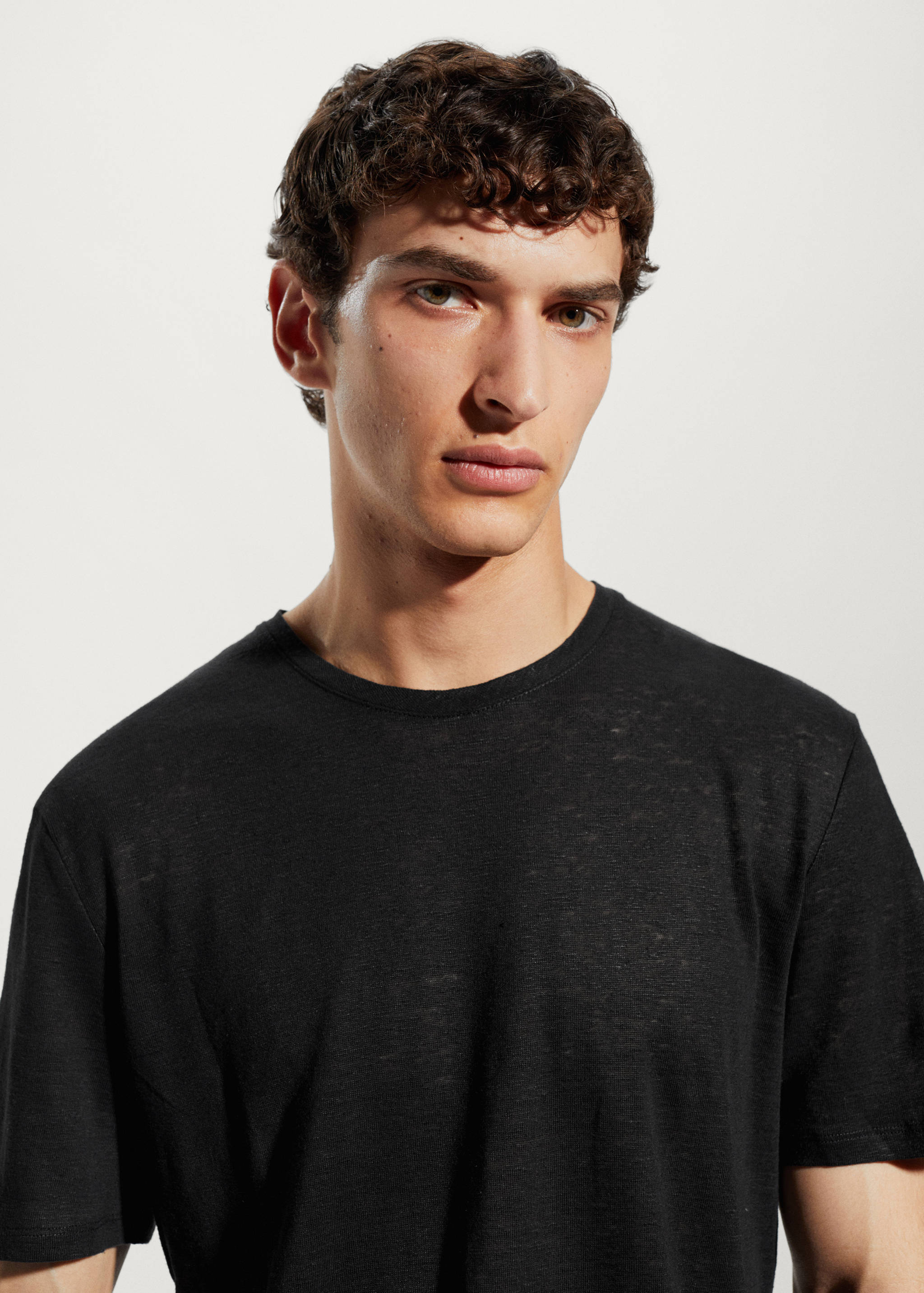 T-shirt slim fit 100 % lin - Détail de l'article 1