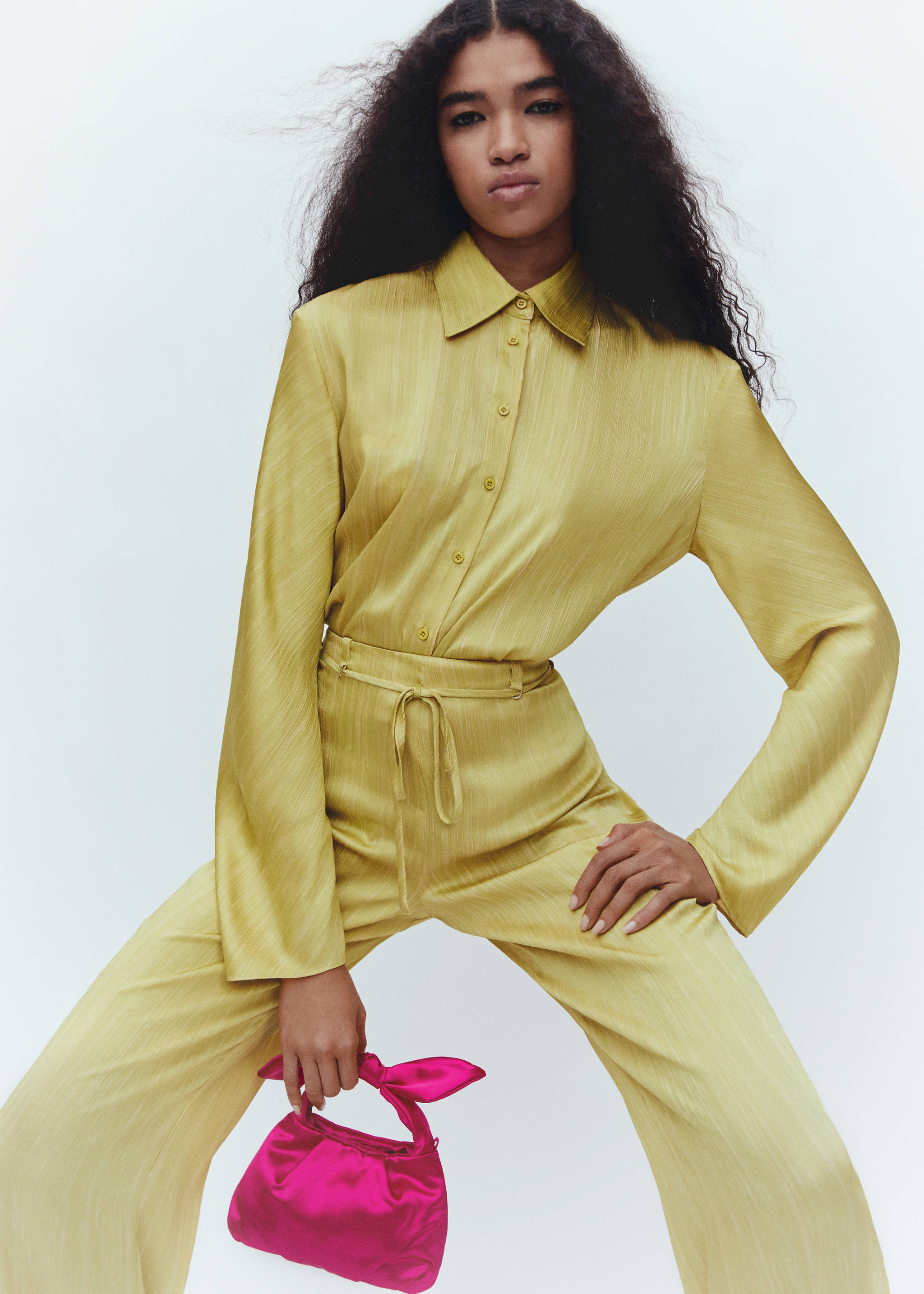 Satin pleated shirt - Details of the article 3