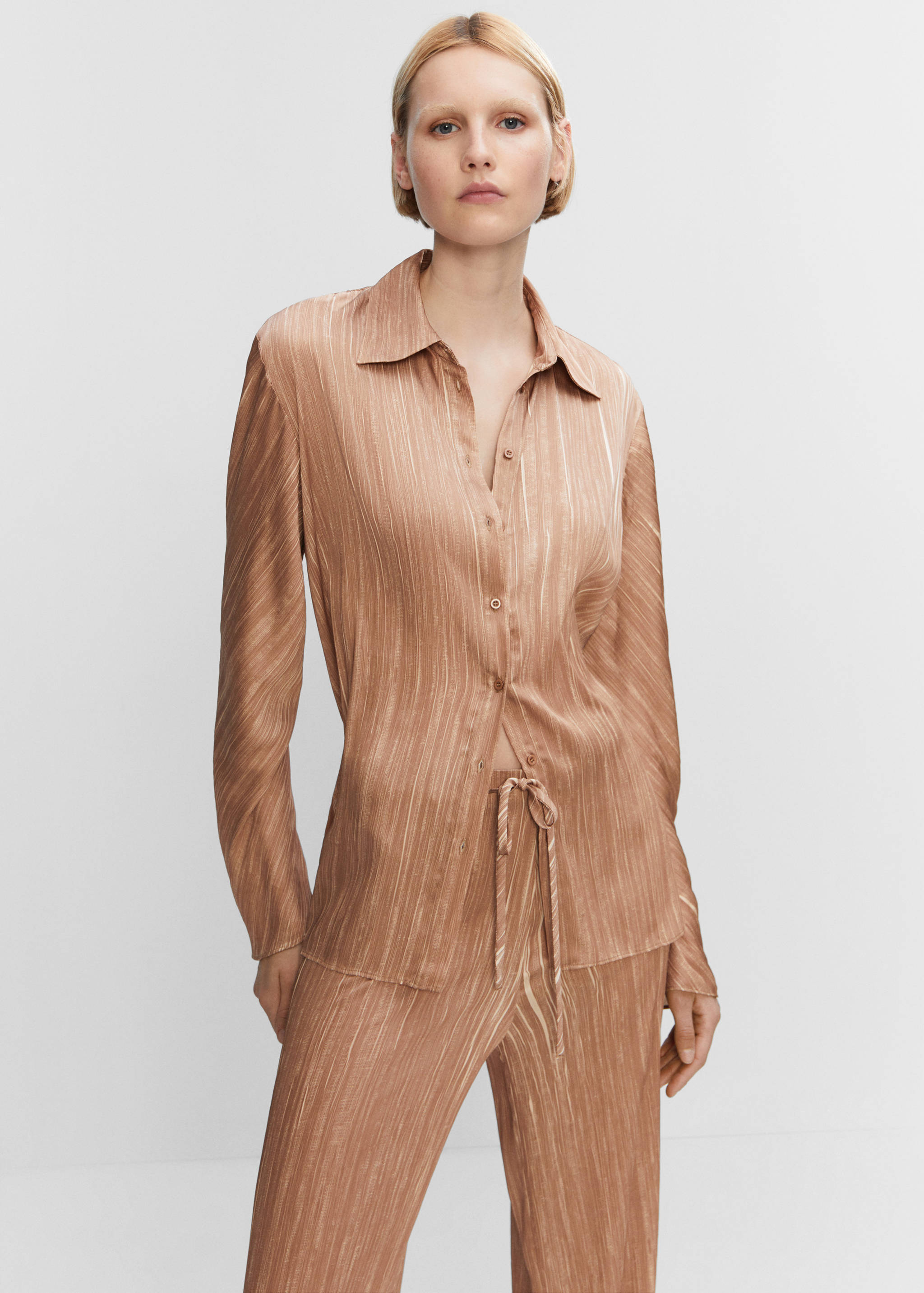 Satin pleated shirt - Medium plane