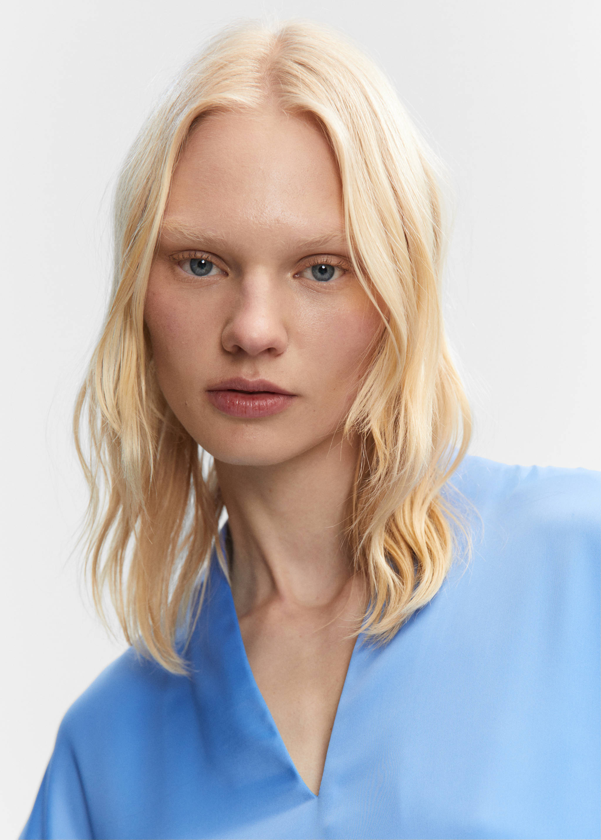 Vestido aberturas laterales - Detalle del artículo 1