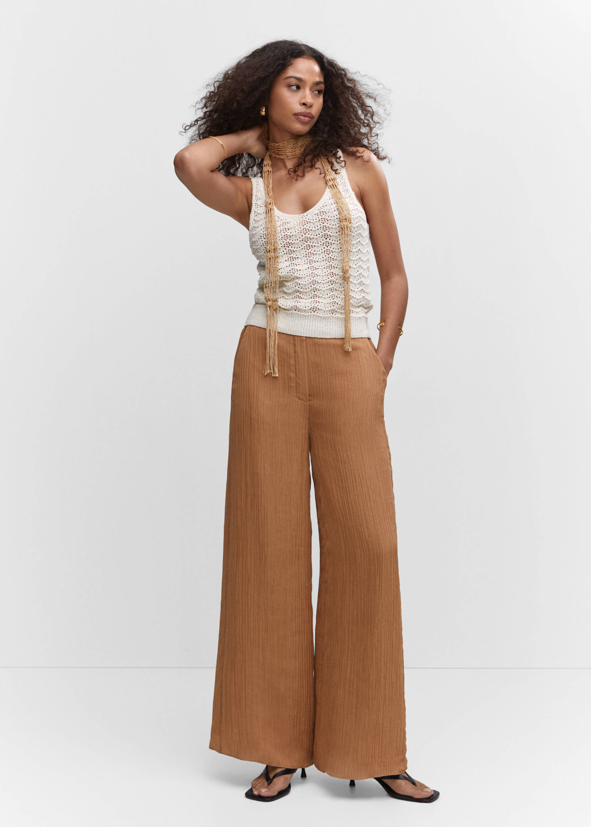 Pleated wide leg trousers - General plane