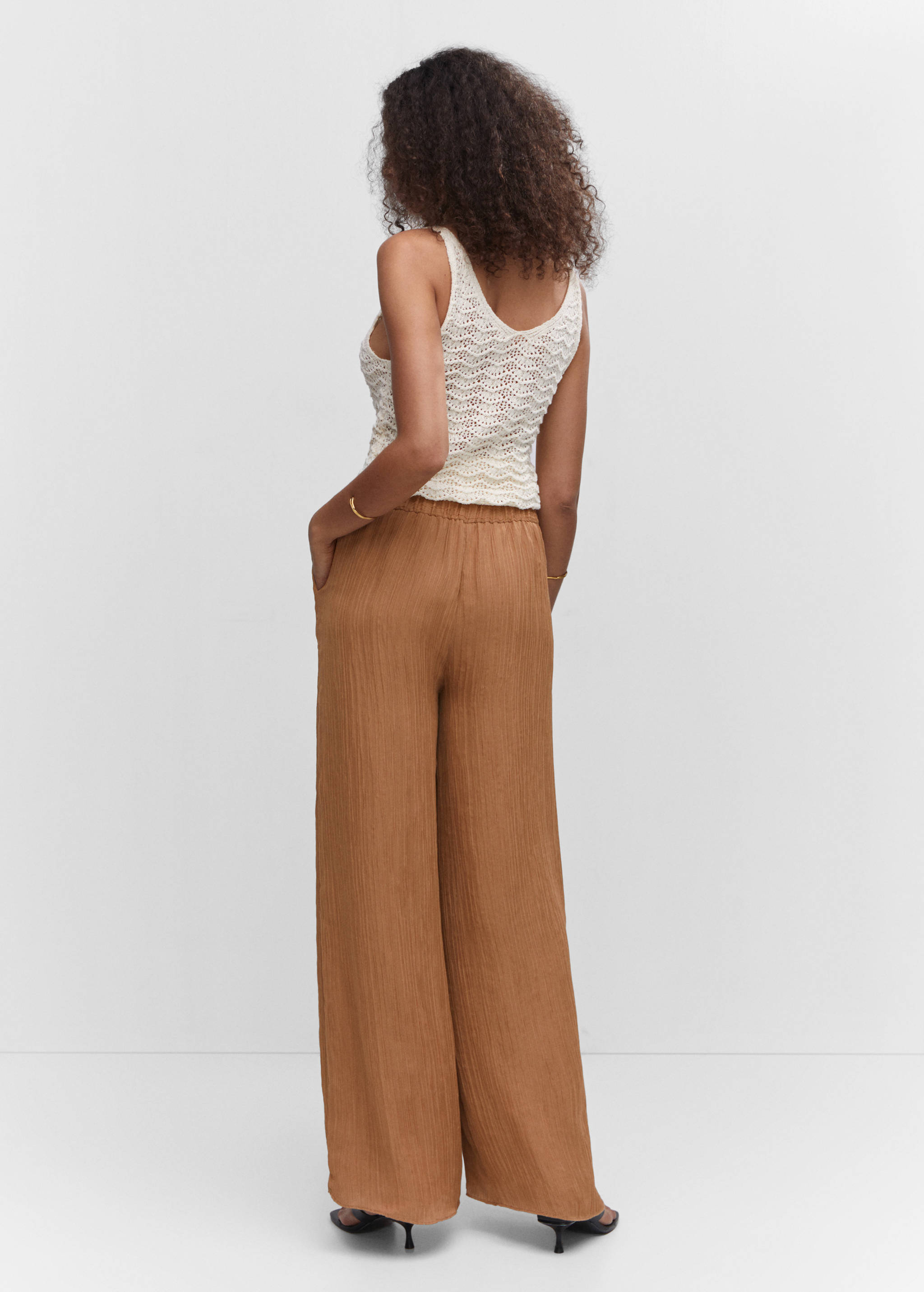 Pleated wide leg trousers - Reverse of the article