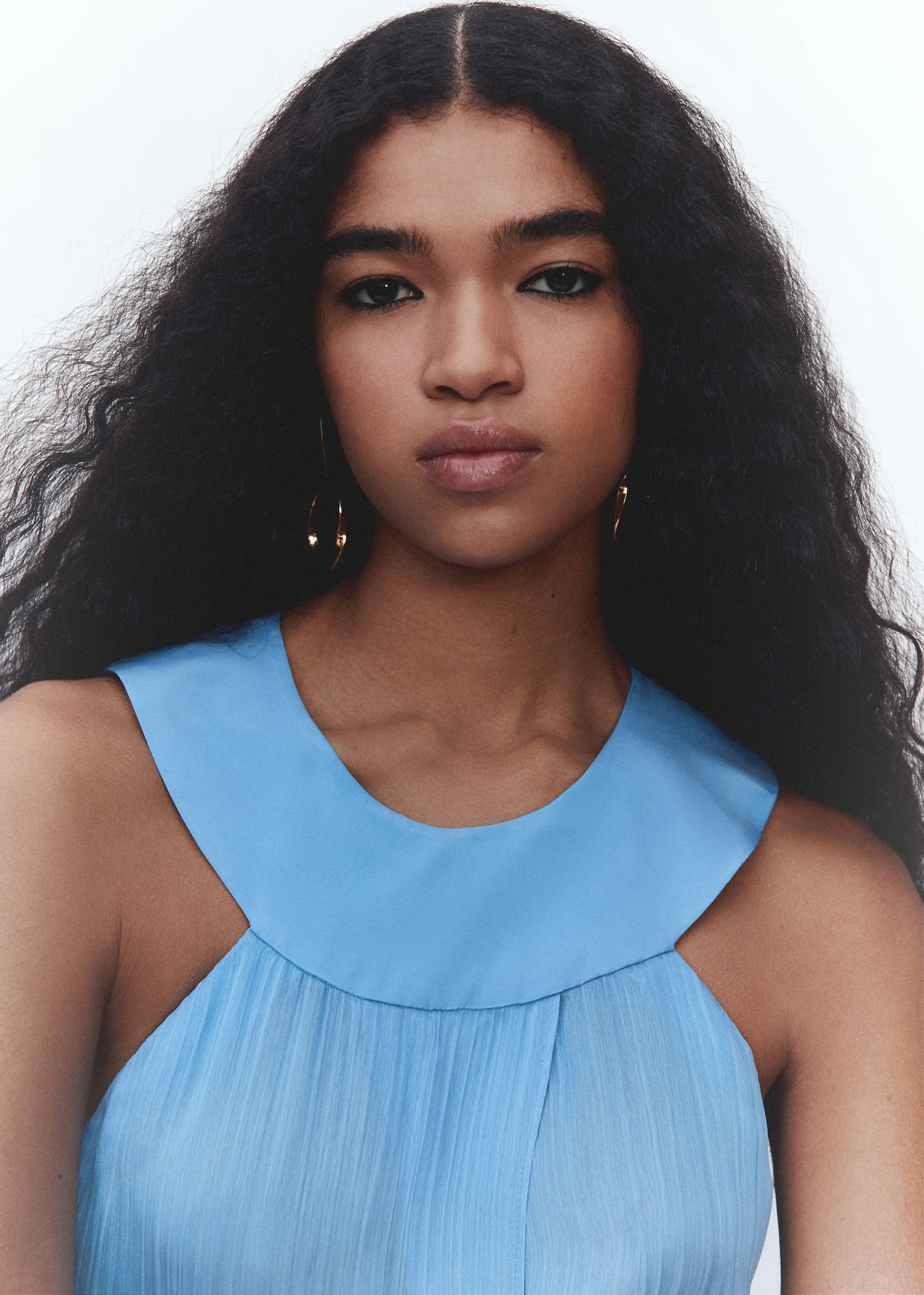 Vestido plissado com gola halter - Pormenor do artigo 7