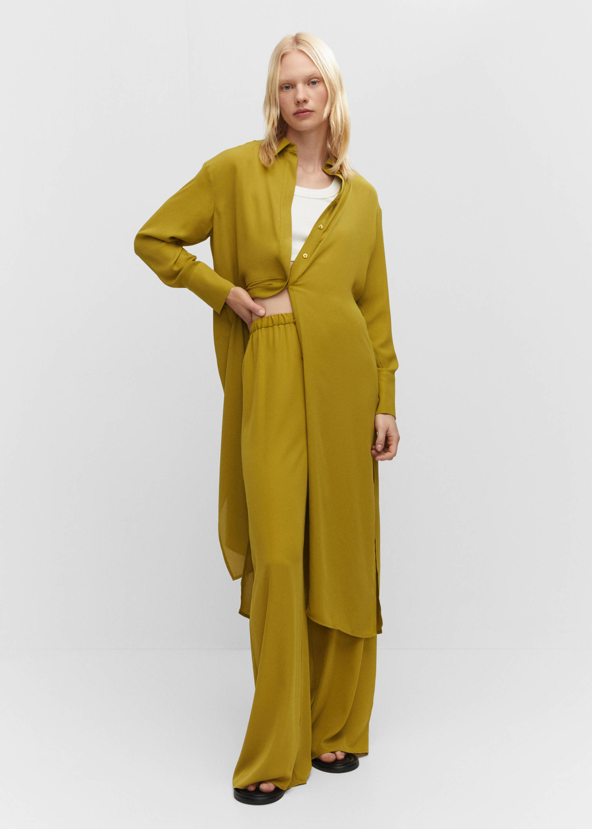 Wide leg trousers with elastic waist - General plane