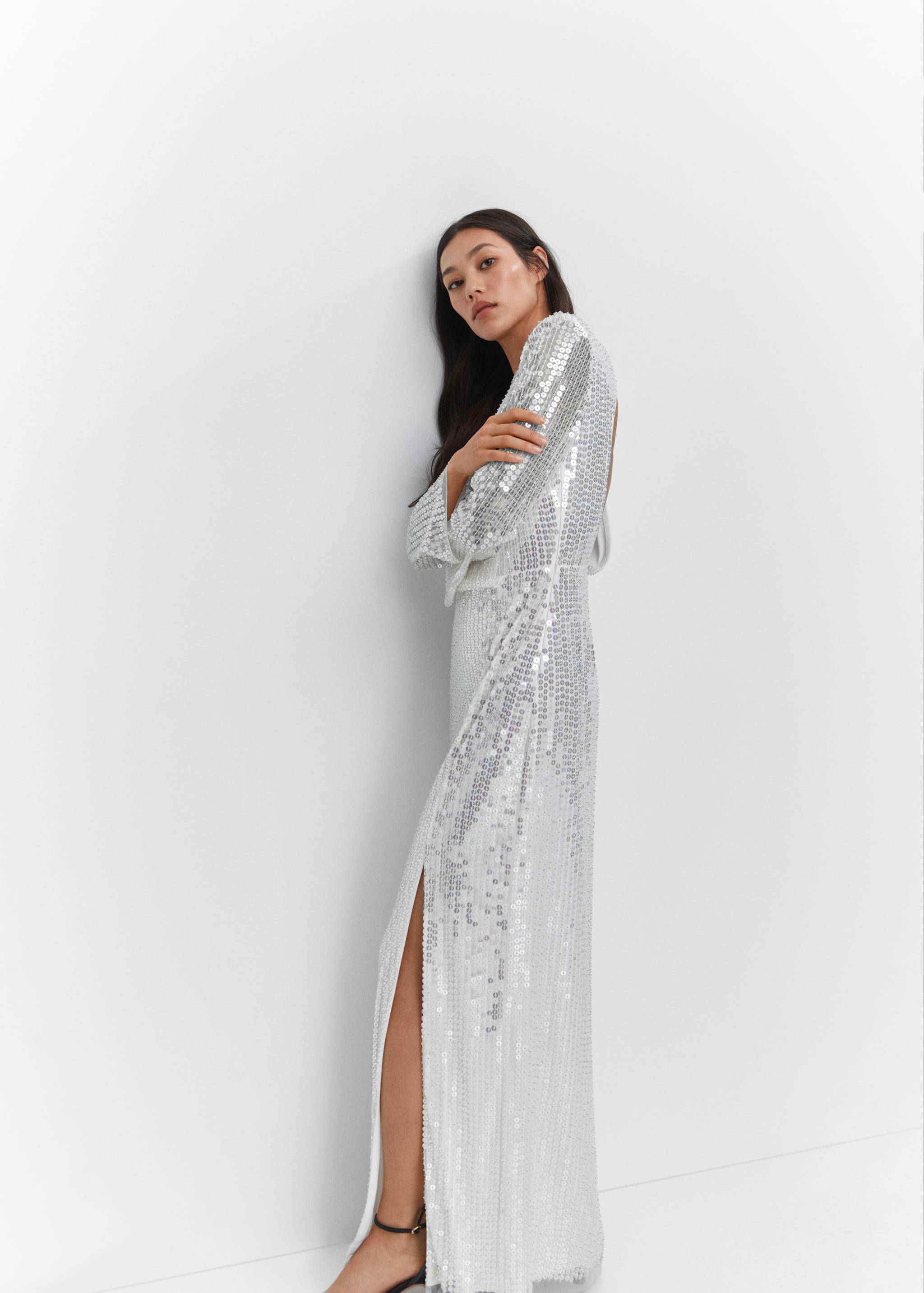 Vestido lentejuelas abertura - Details of the article 2