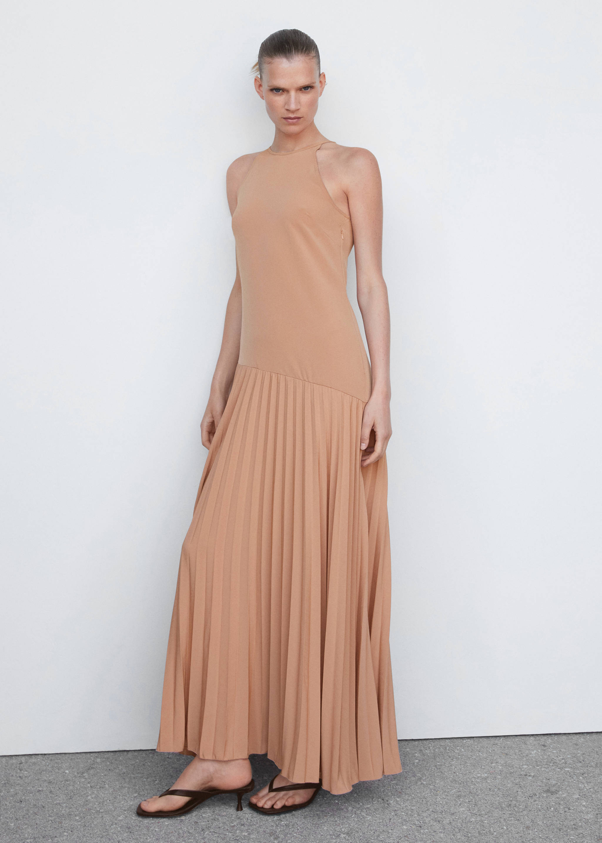 Pleated panel dress - General plane