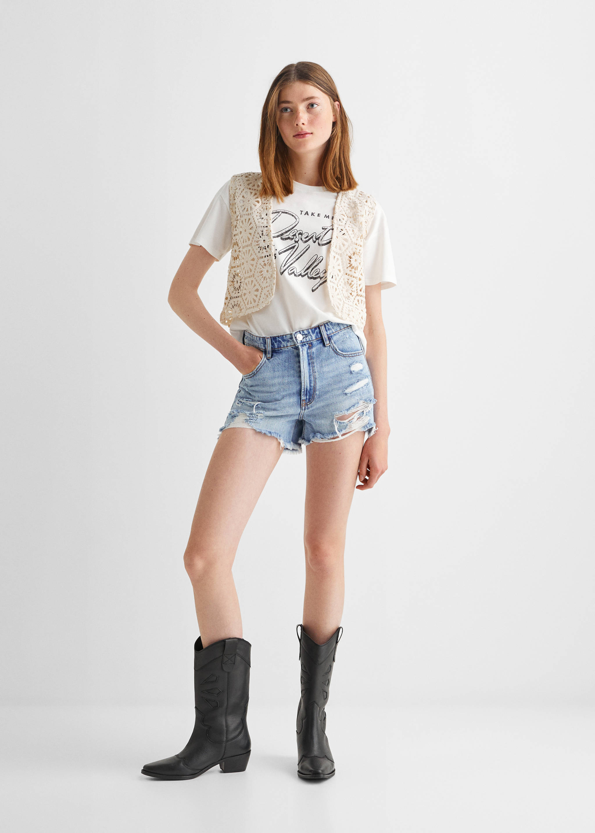 Jeansshorts mit Zierrissen - Allgemeine Ansicht