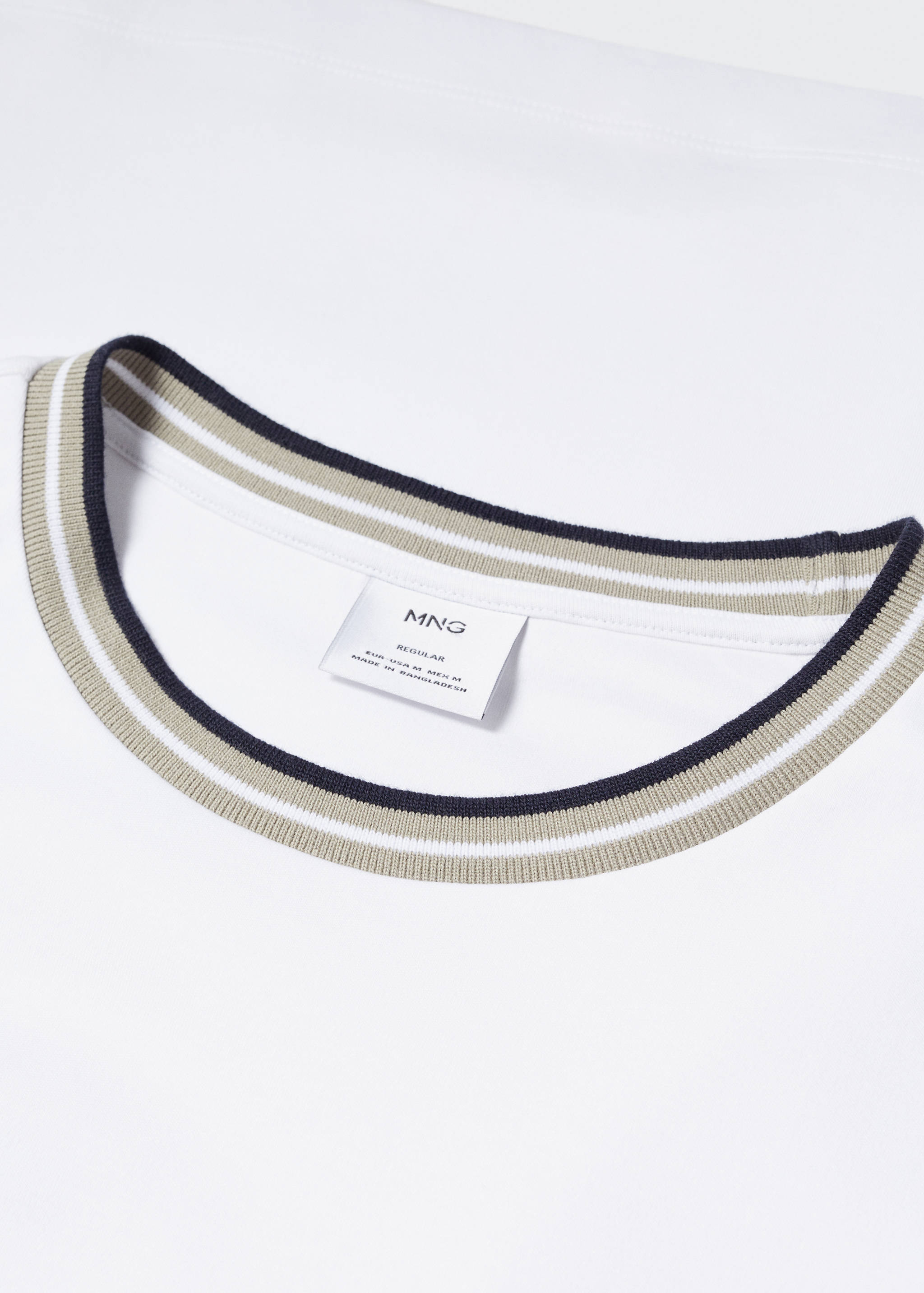 100% cotton t-shirt with contrast piping - Details of the article 8