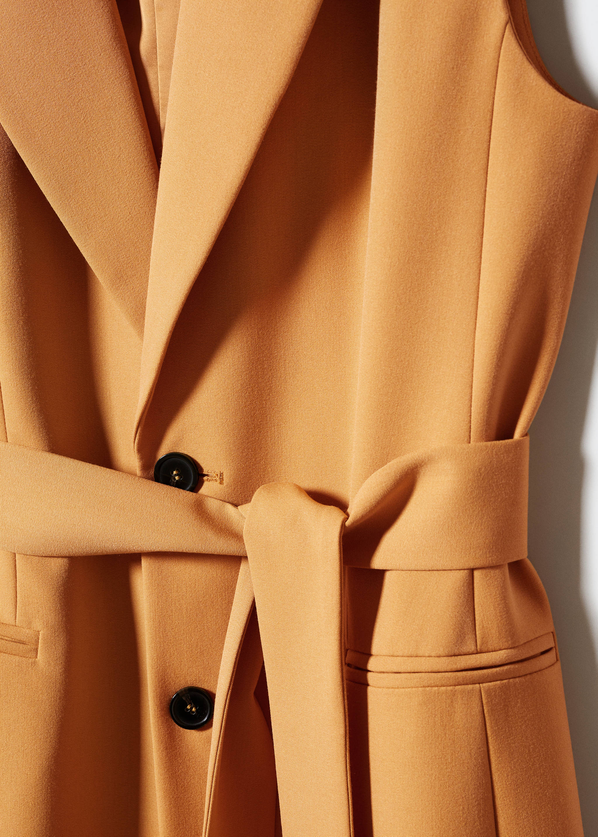 Long gilet with bow - Details of the article 8