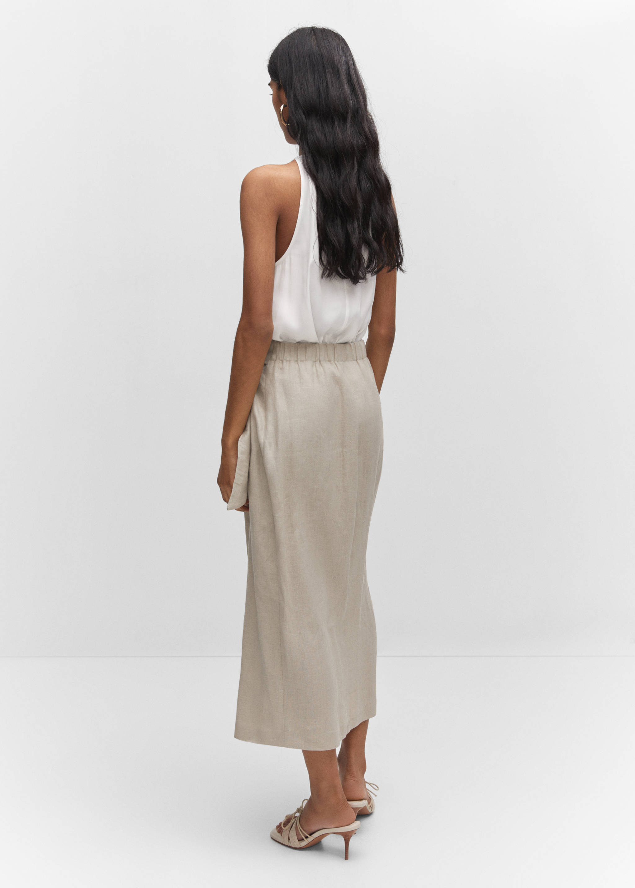 Top satinado cuello halter - Reverso del artículo