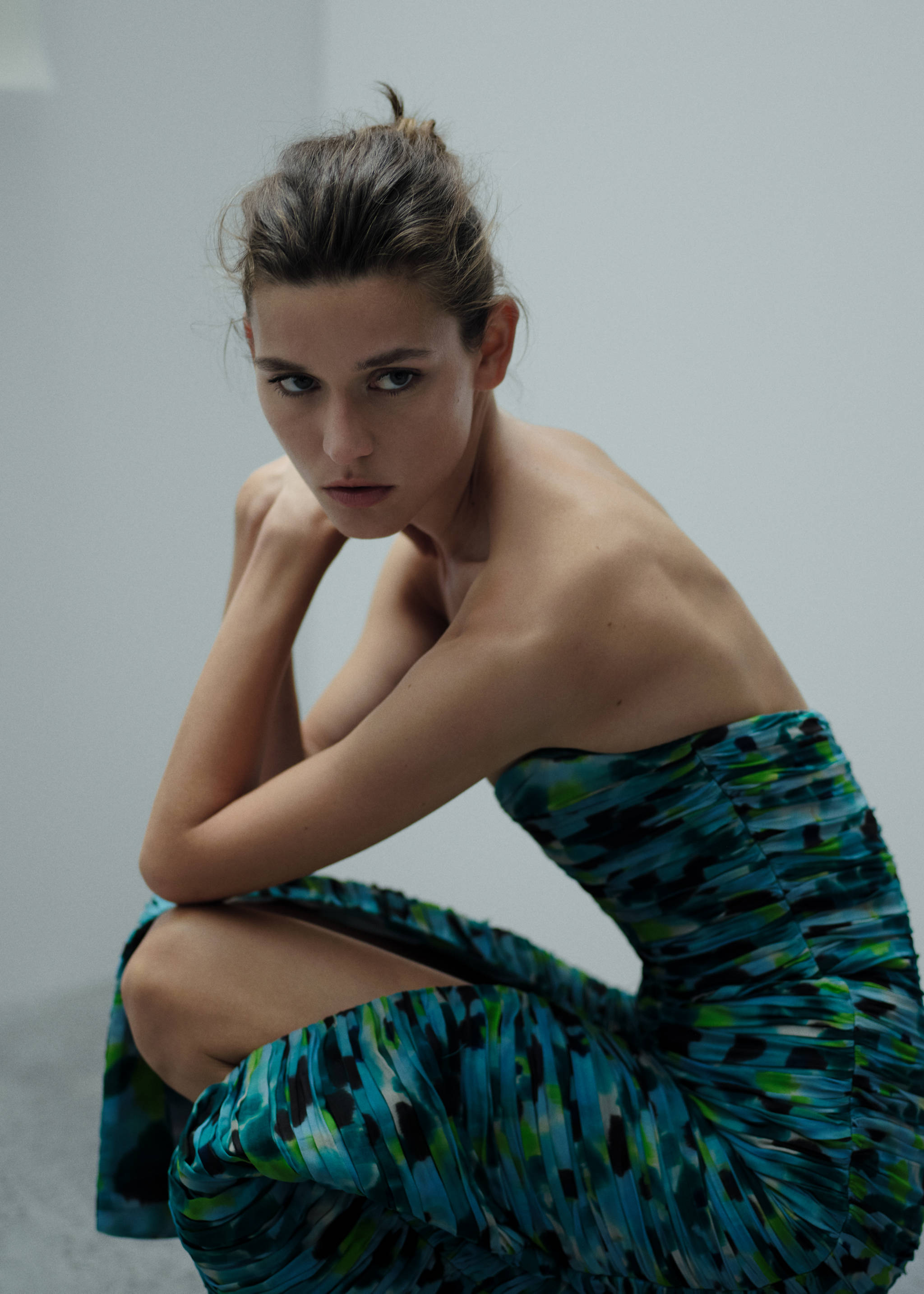 Robe froncée encolure cœur - Détail de l'article 1