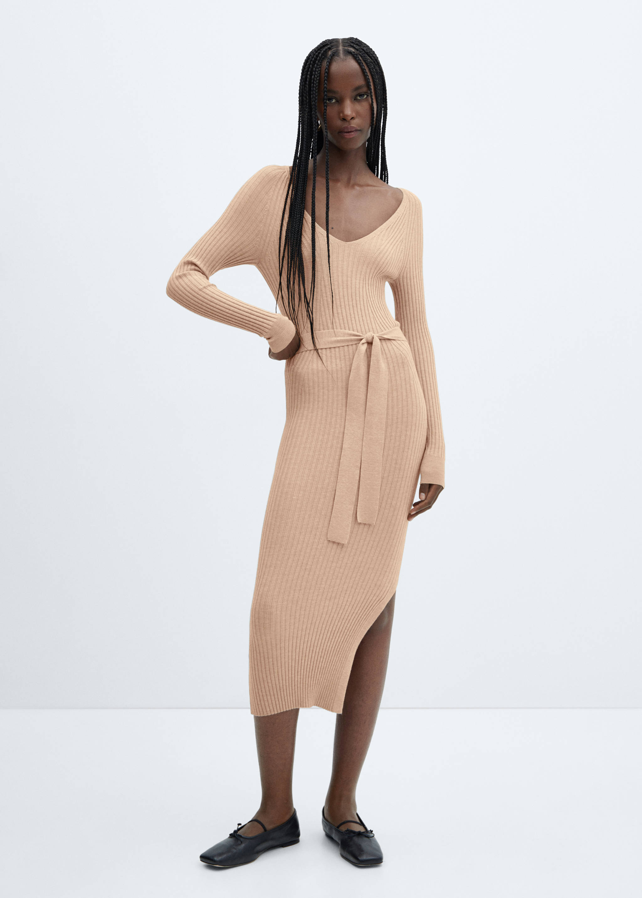 Knitted midi-dress with belt - General plane