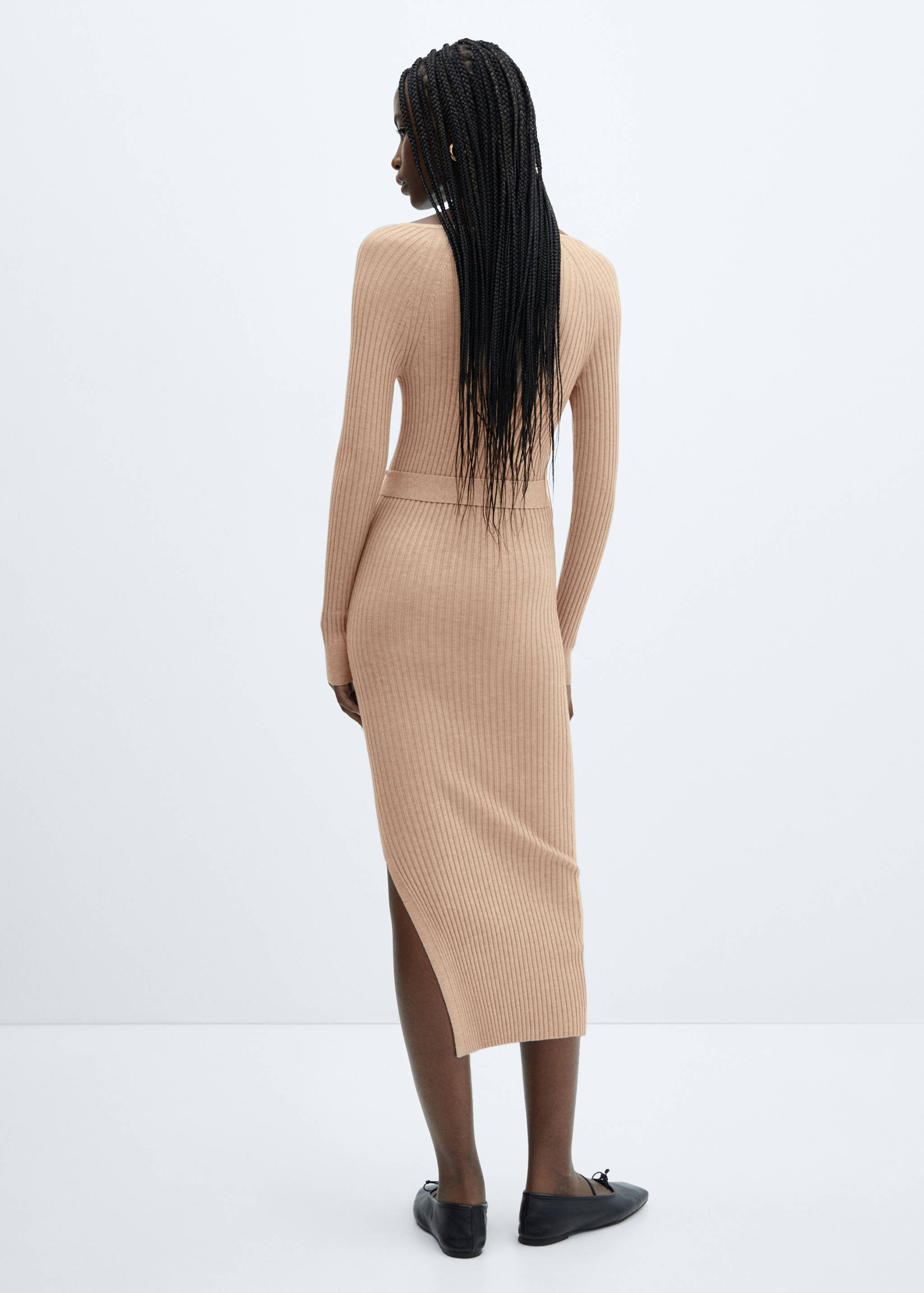 Knitted midi-dress with belt - Reverse of the article