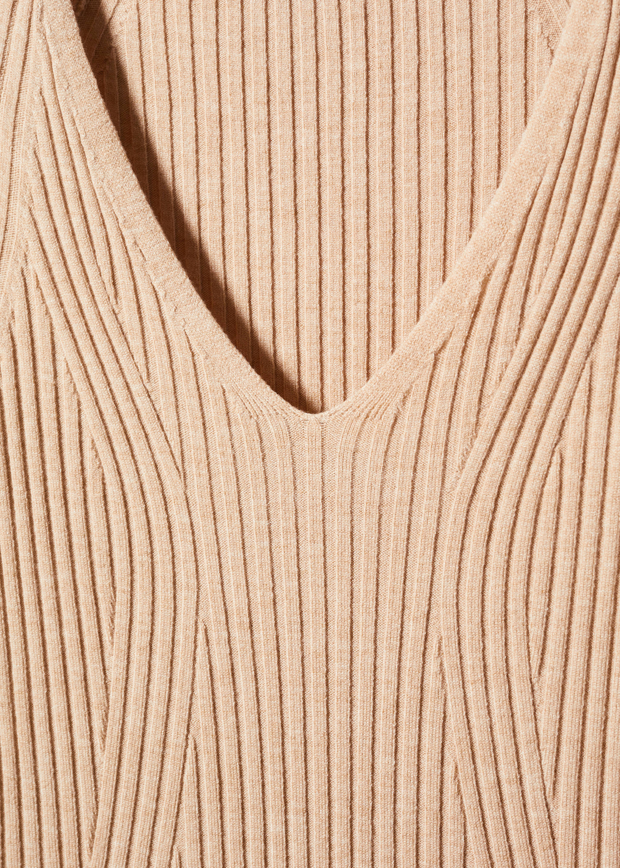 Knitted midi-dress with belt - Details of the article 8