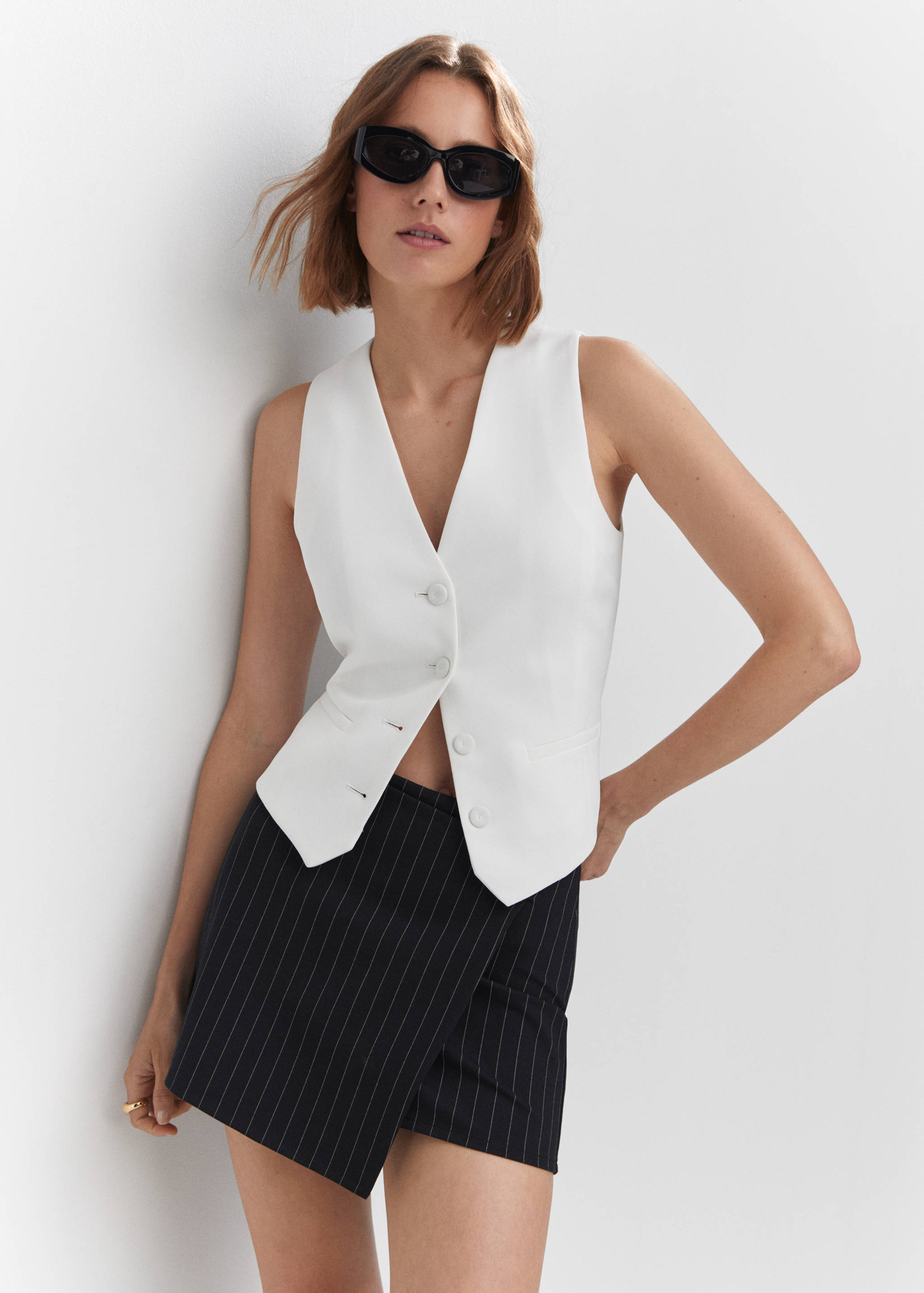 Knitted wrap mini-skirt - Details of the article 2