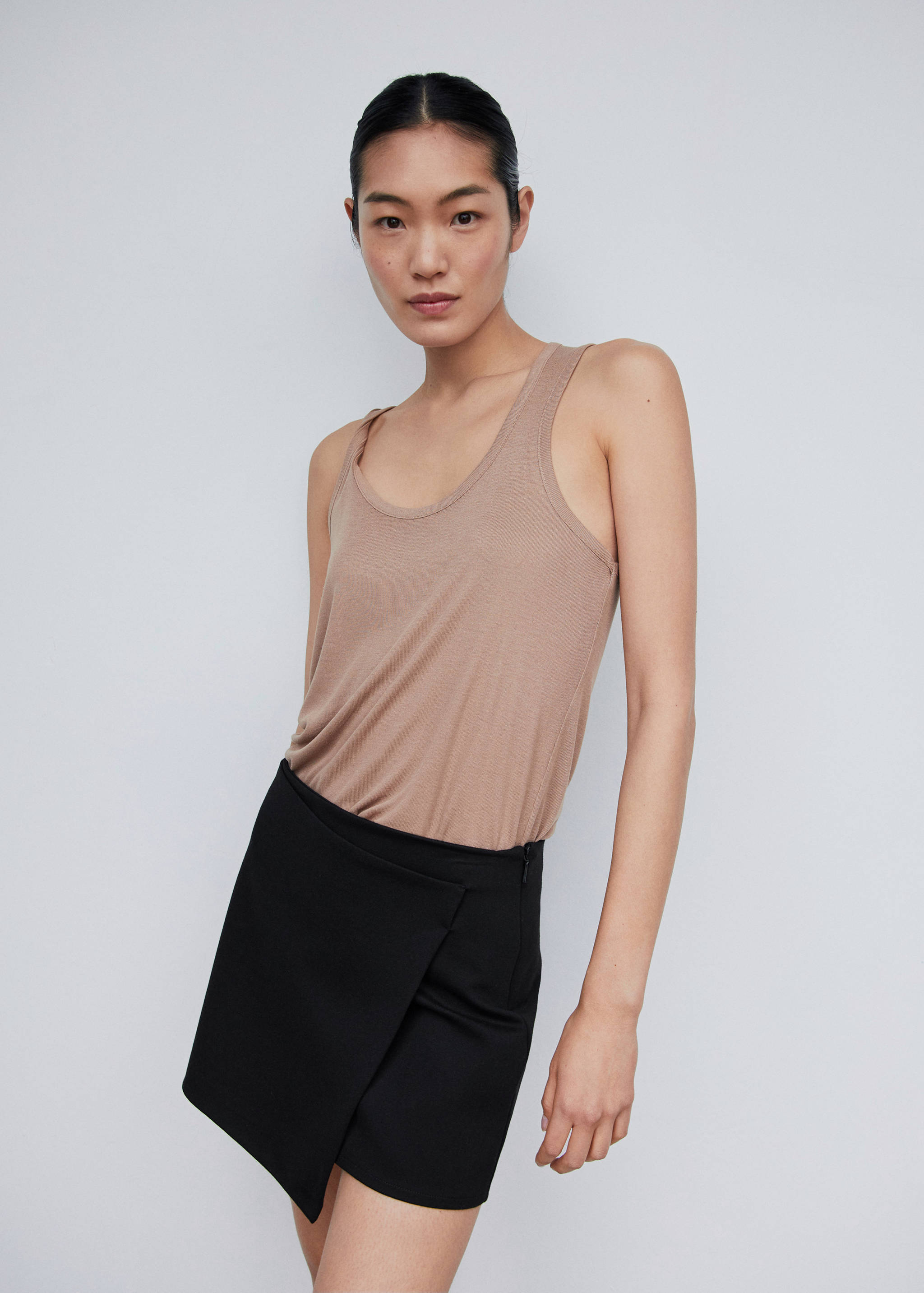 Knitted wrap mini-skirt - Details of the article 2