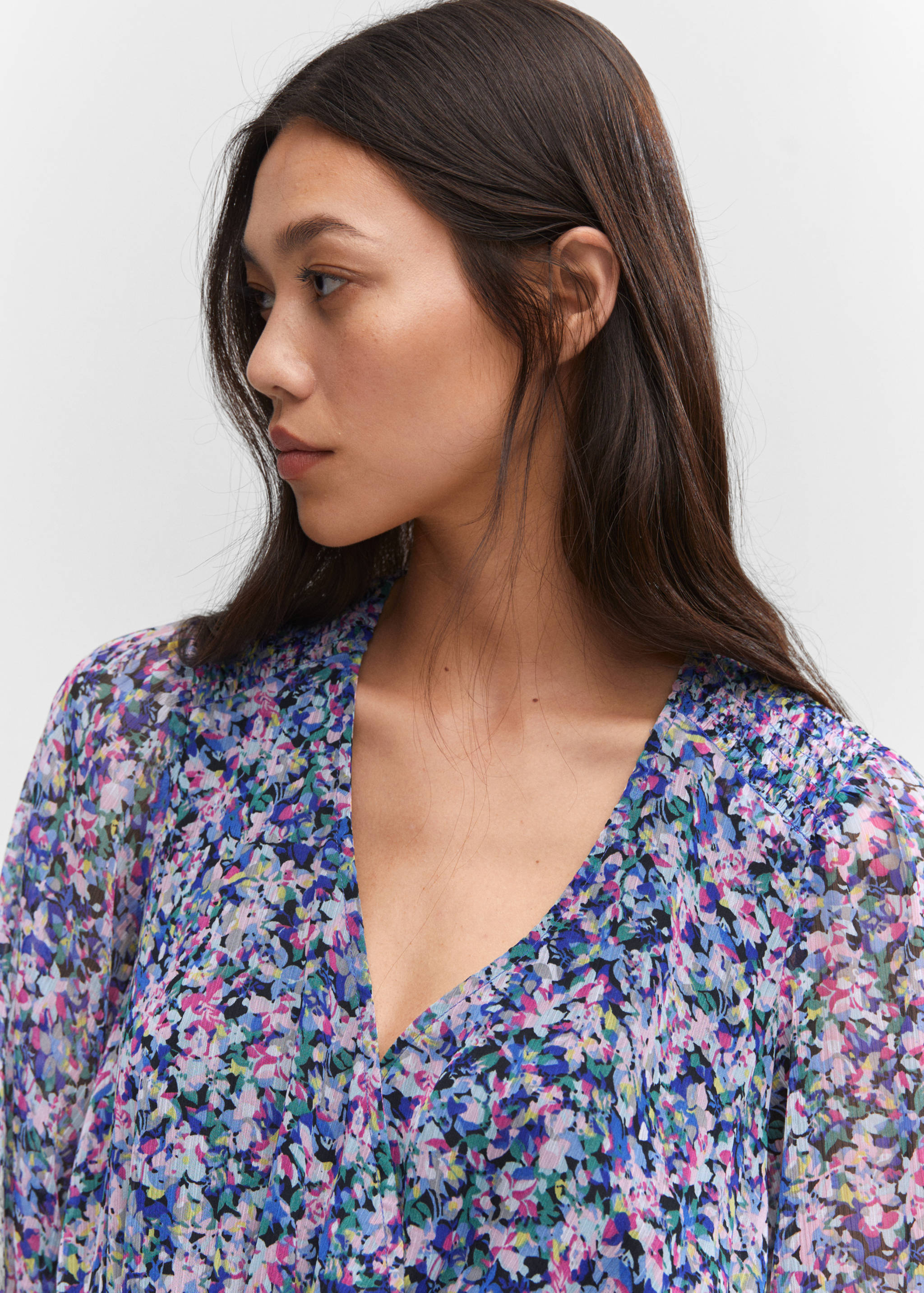 Krótka sukienka z marszczonym dołem - Szczegóły artykułu 1