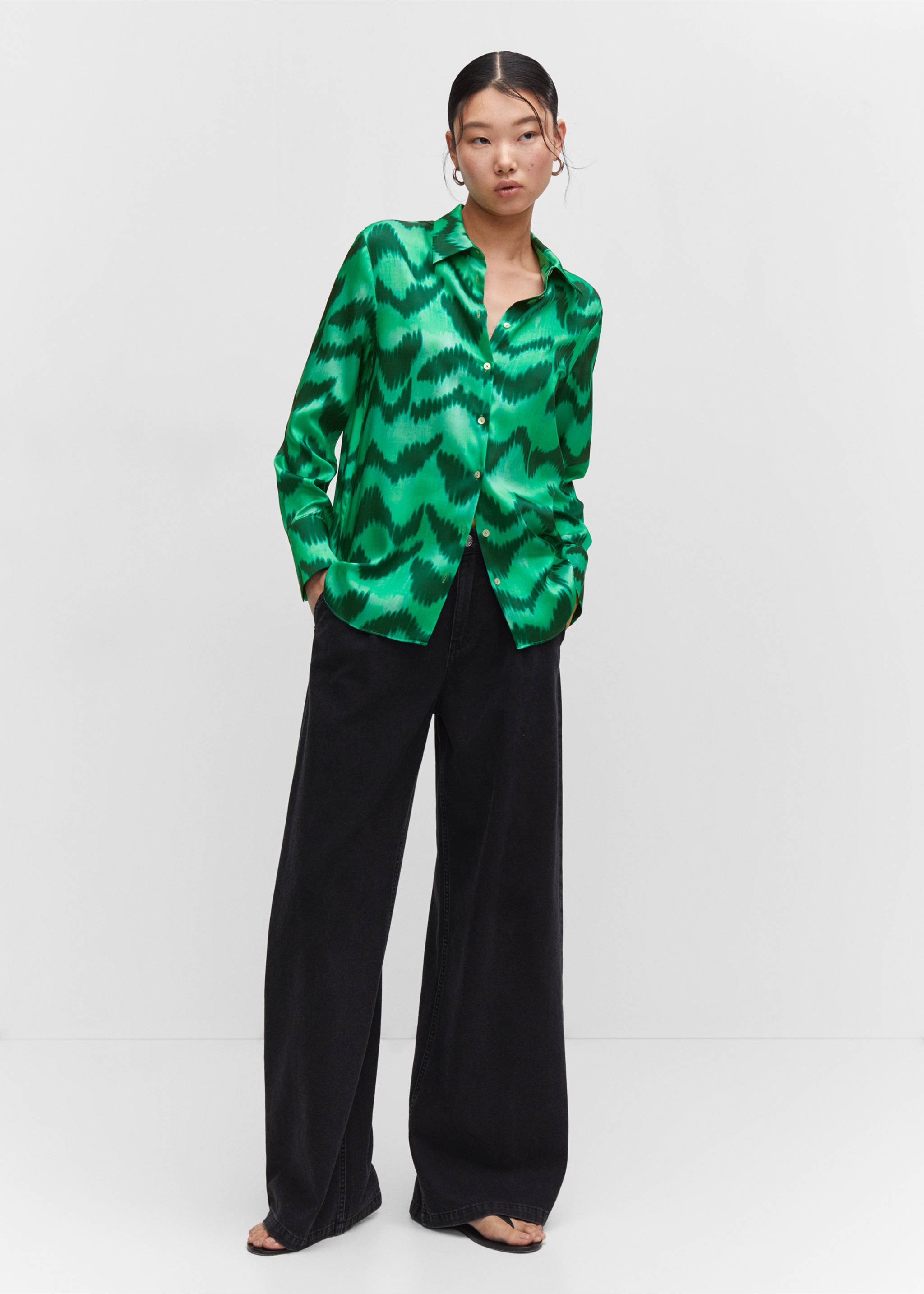 Chemise satinée imprimée - Plan général, Vert. Ref: 57043822-00.