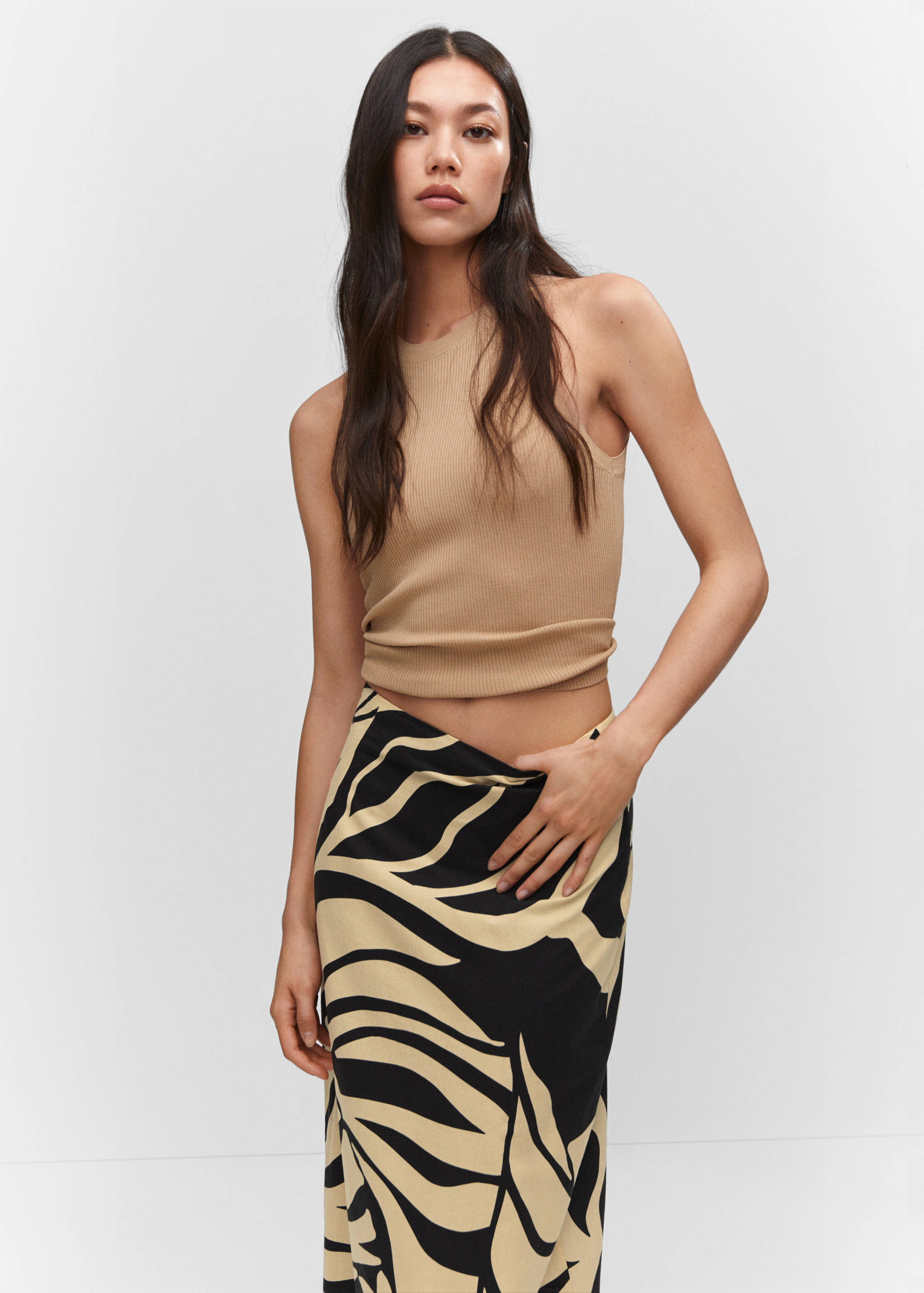 Slit printed long skirt - Details of the article 1