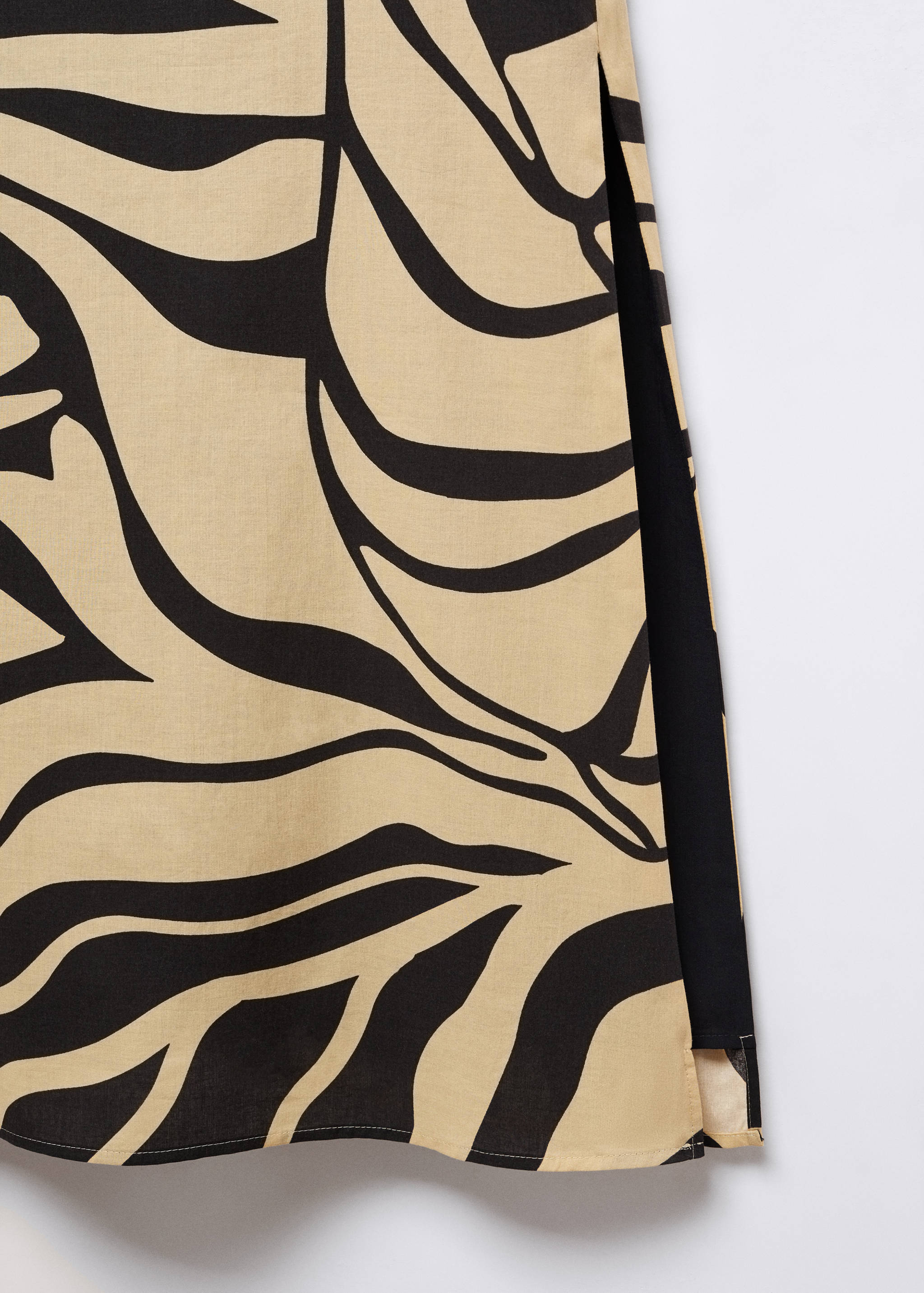 Slit printed long skirt - Details of the article 8