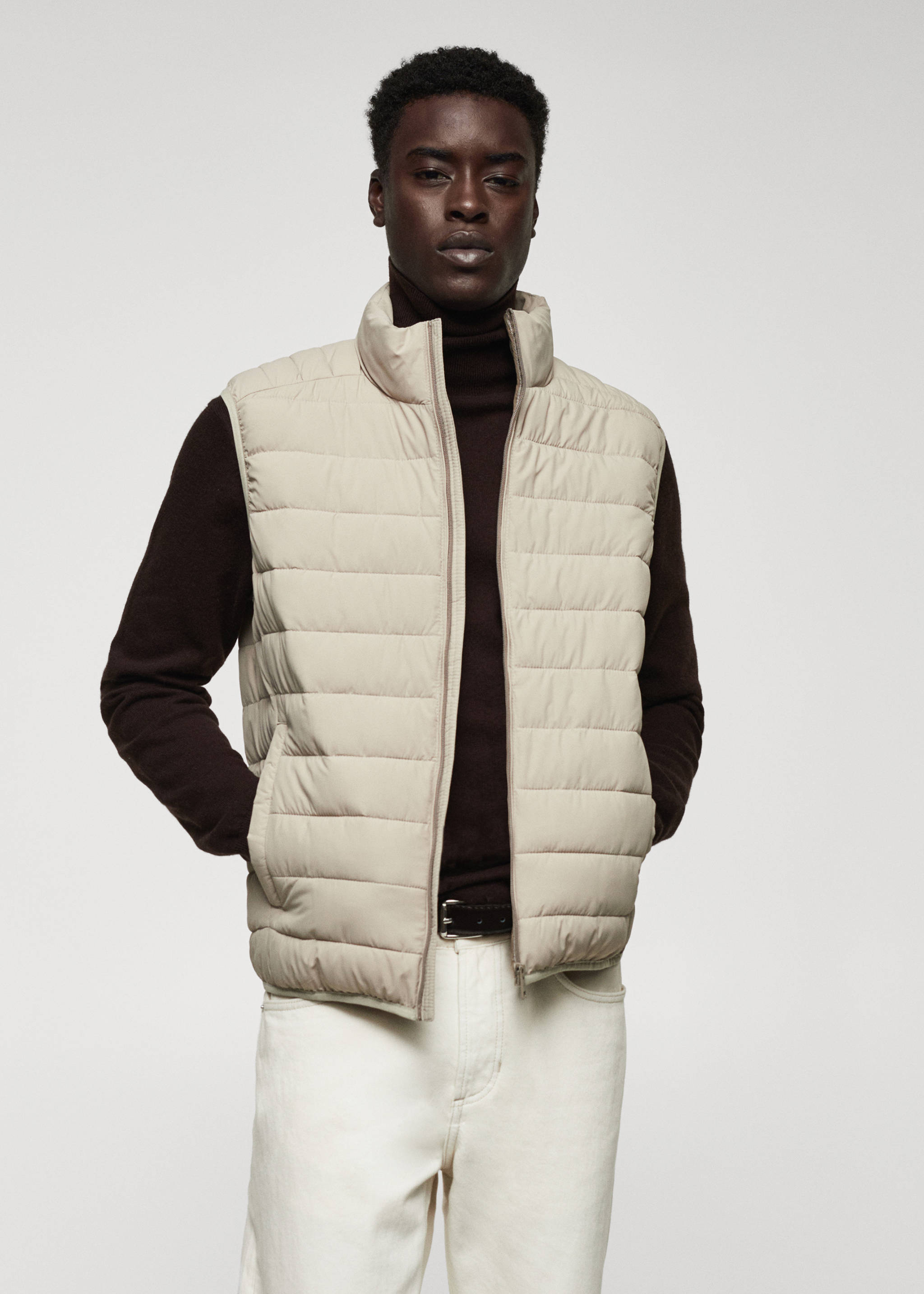 Ultra-light padded water-repellent waistcoat - Medium plane