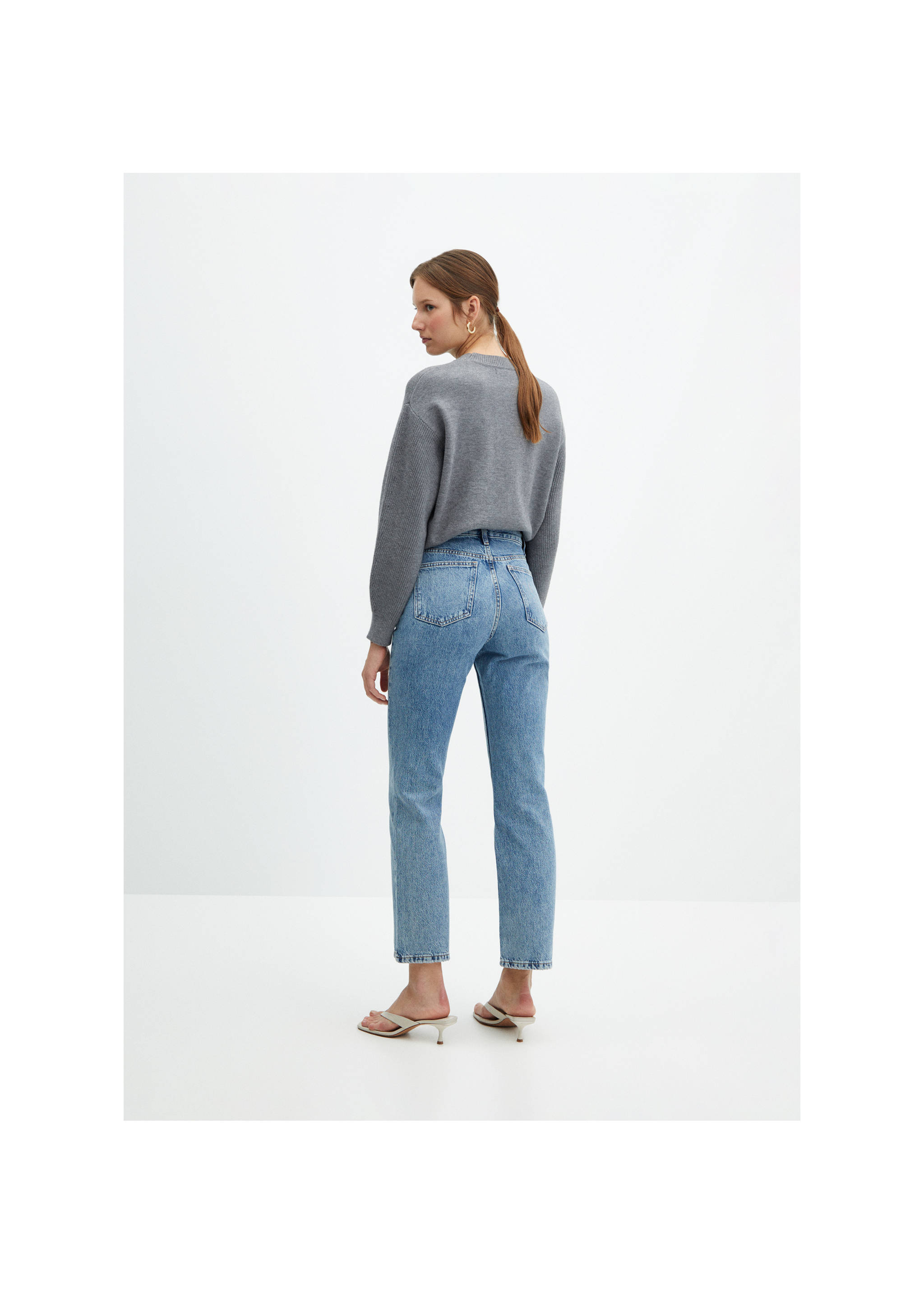 Mid-rise straight jeans - Reverse of the article, Medium Vintage Blue. Ref: 57044408-00.