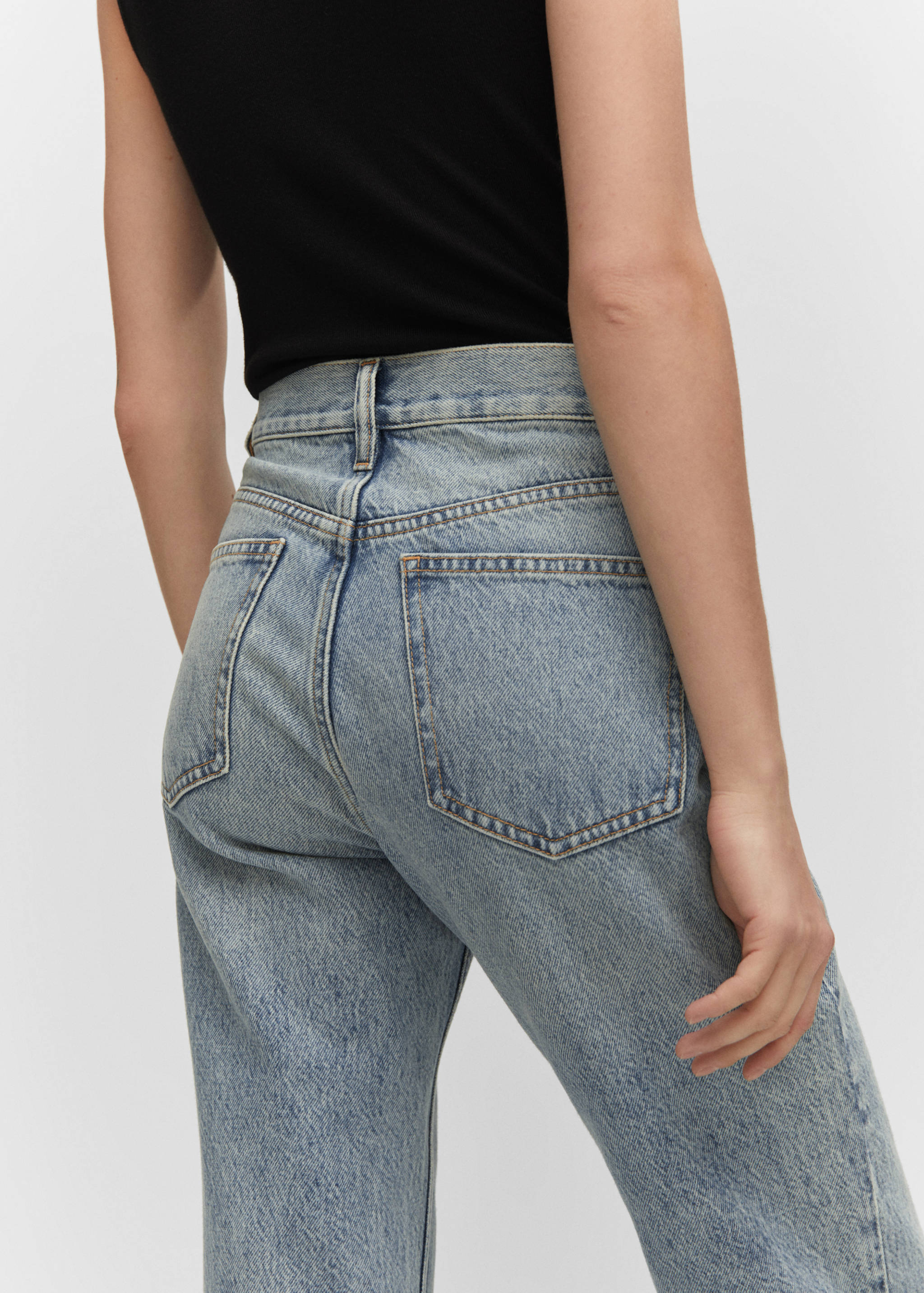 Mid-rise straight jeans - Details of the article 4