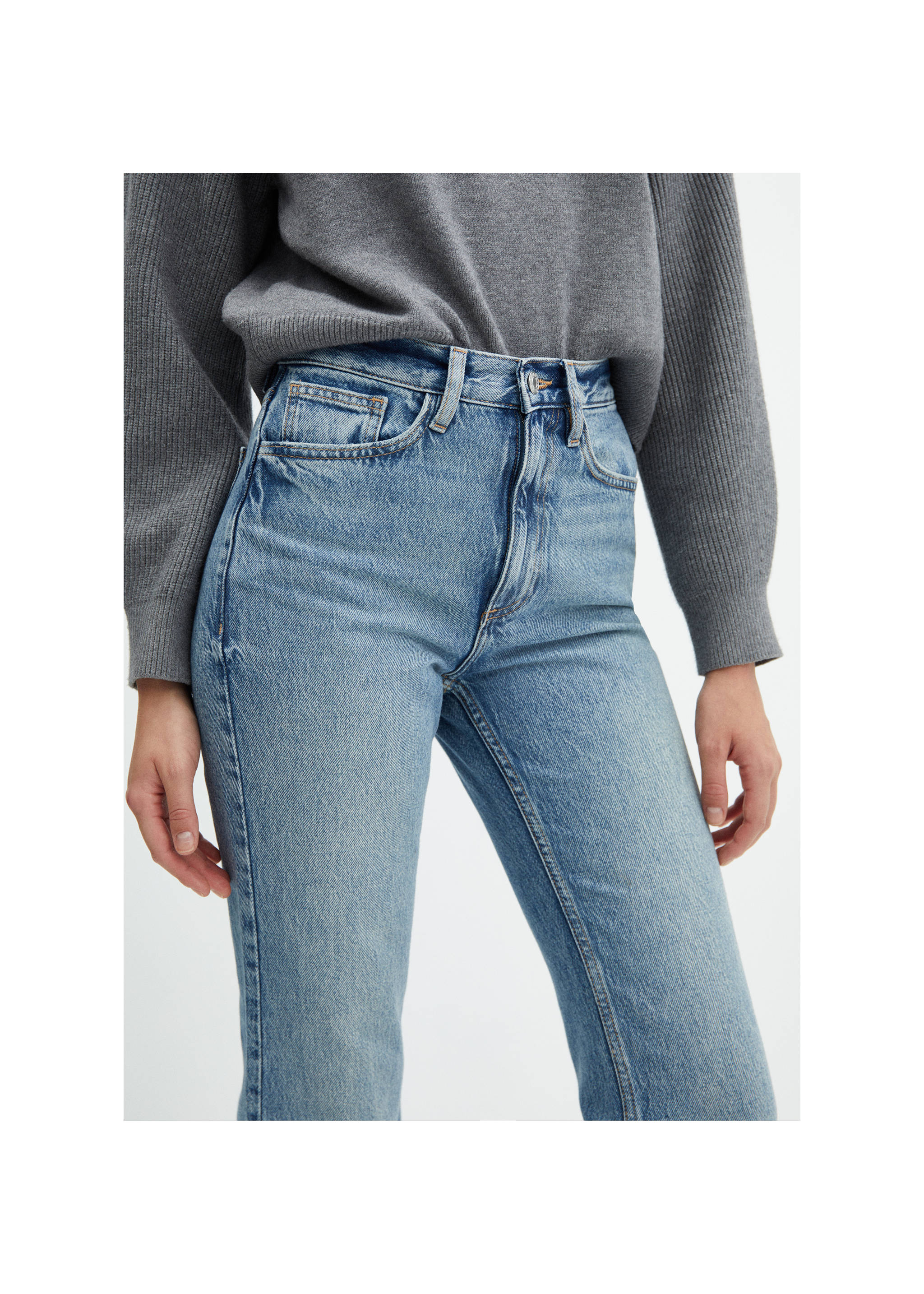 Mid-rise straight jeans - Details of the article 3, Medium Vintage Blue. Ref: 57044408-00.