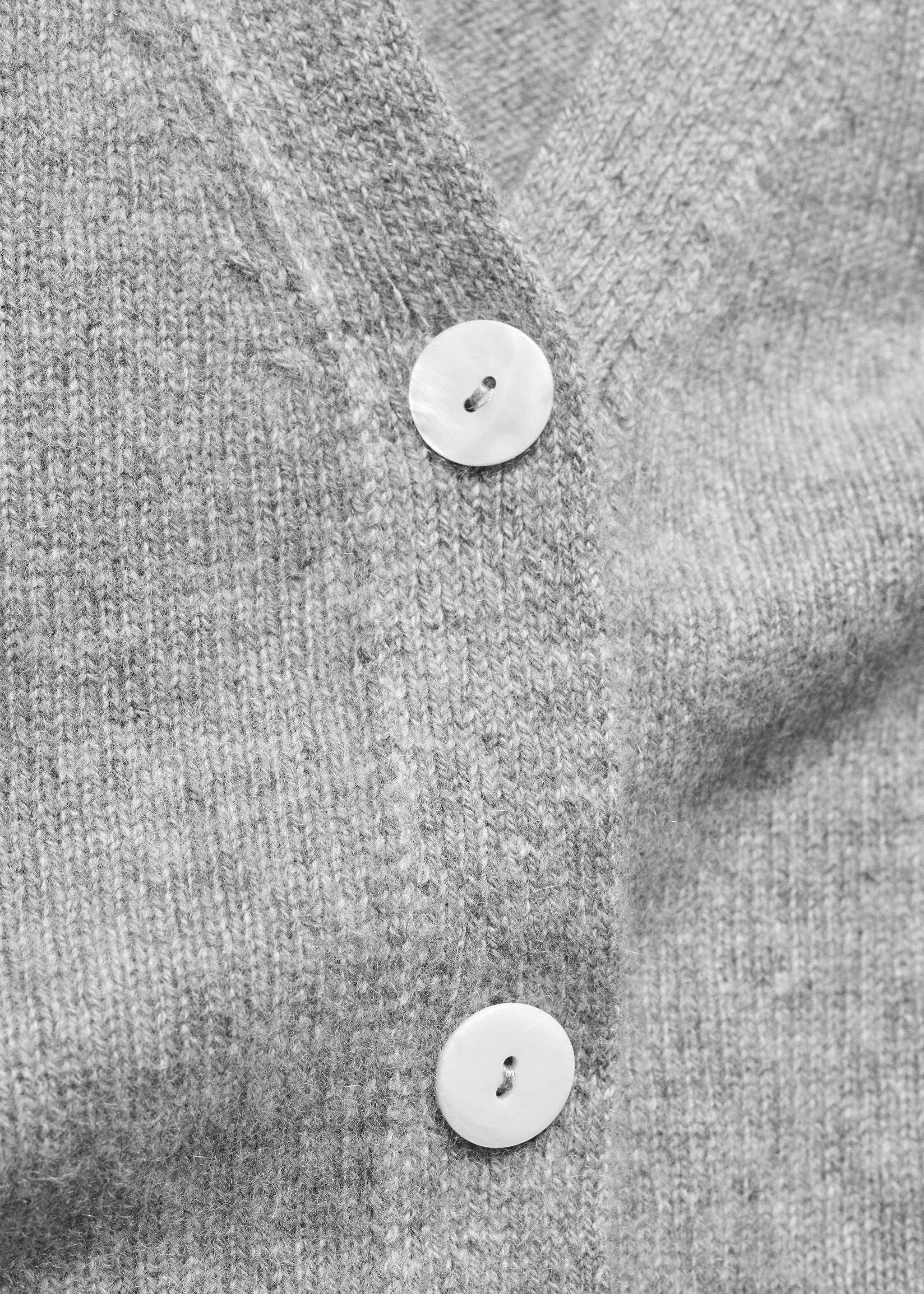 Kaschmir-Cardigan mit Knöpfen - Detail des Artikels 8