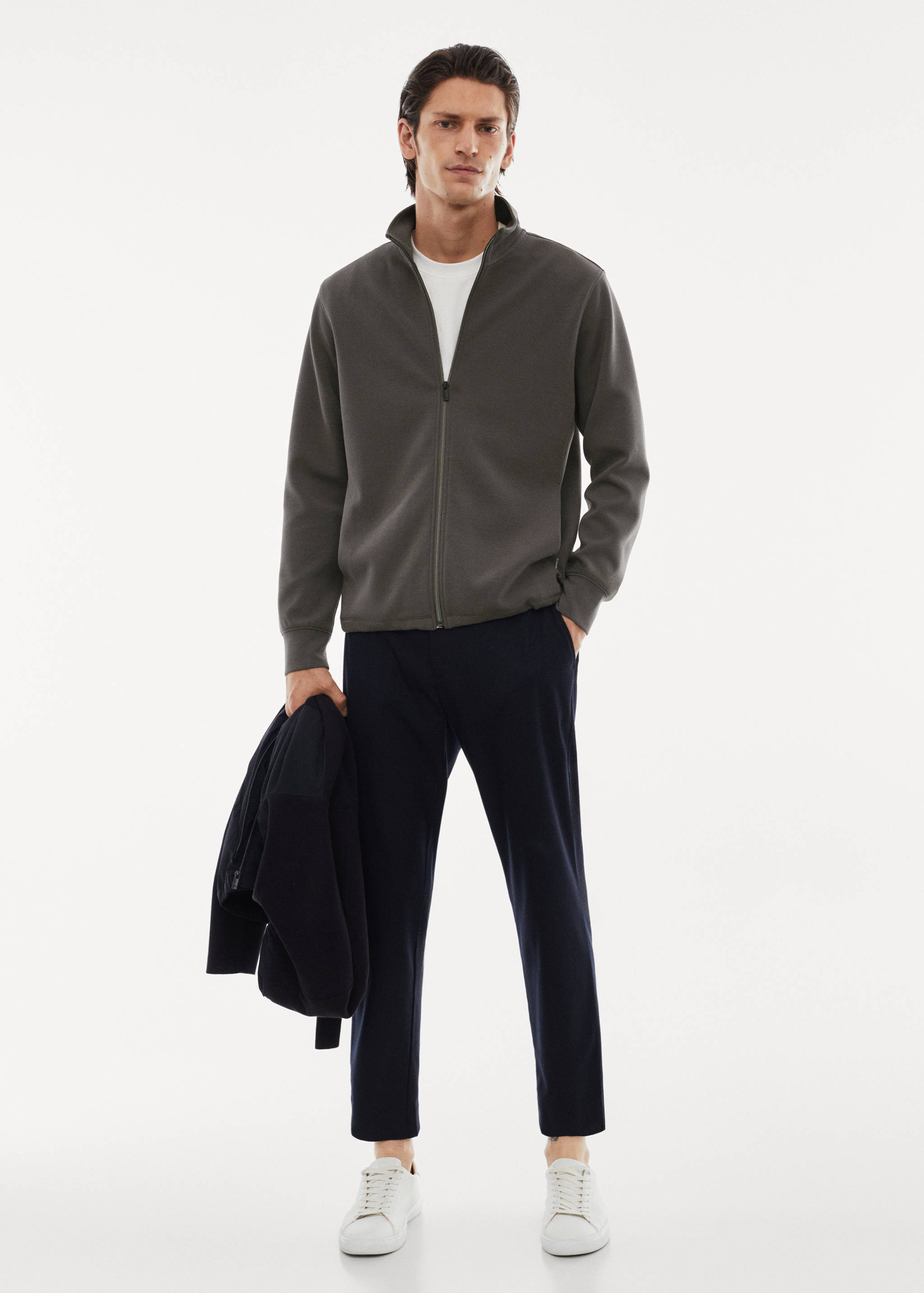 Breathable sweatshirt with zip - General plane