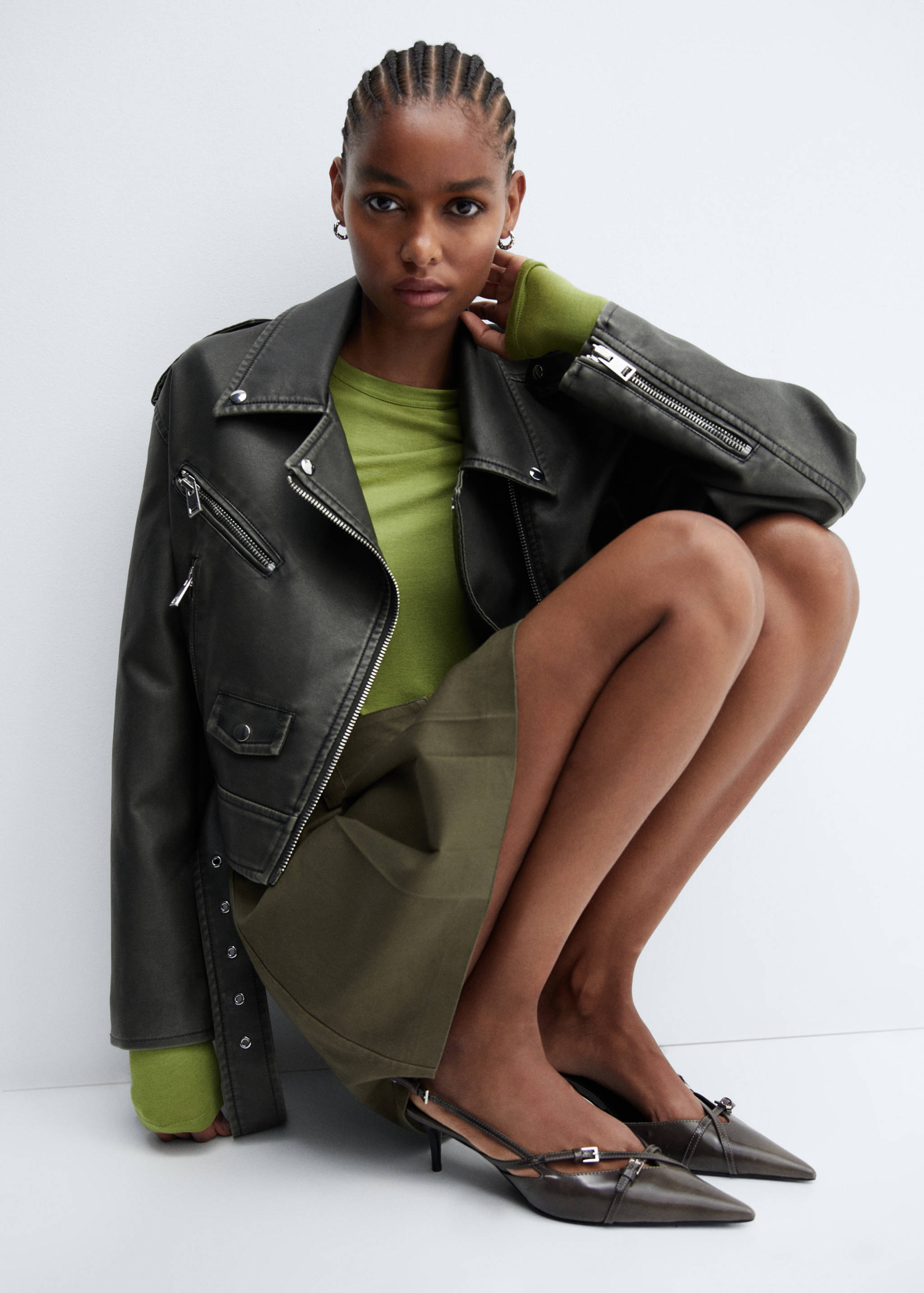 Minispódniczka z zakładkami - Szczegóły artykułu 2