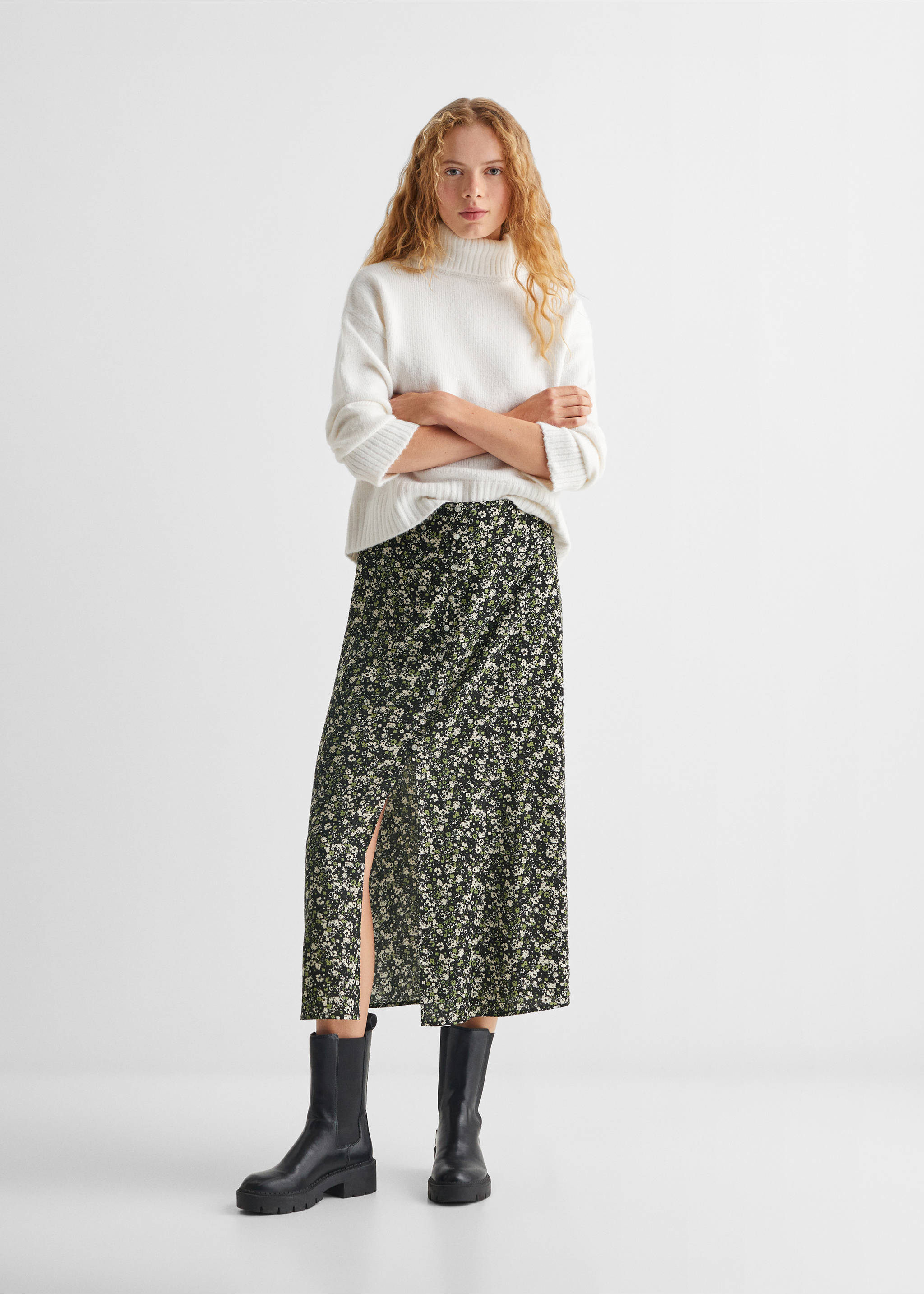 Slit printed long skirt - General plane, Black. Ref: 57046009-00.
