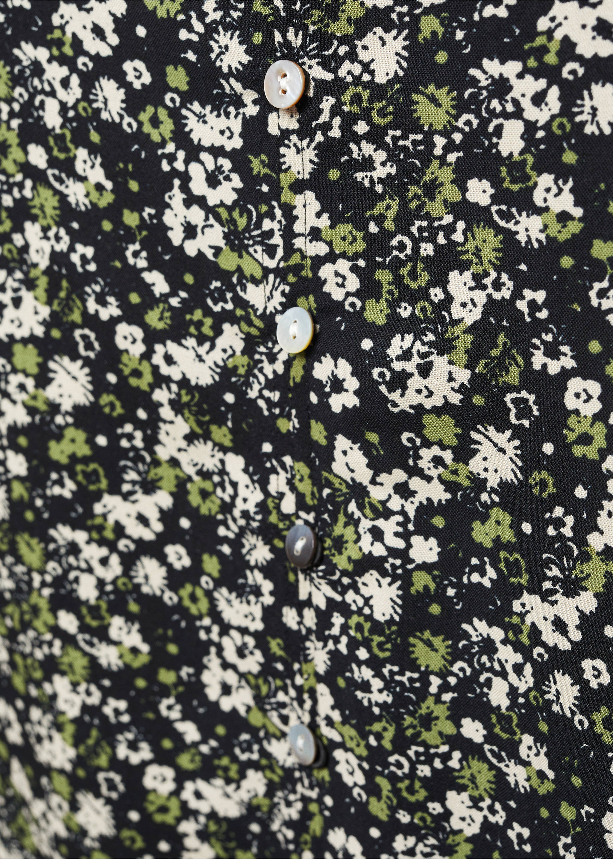 Slit printed long skirt - Details of the article 8, Black. Ref: 57046009-00.