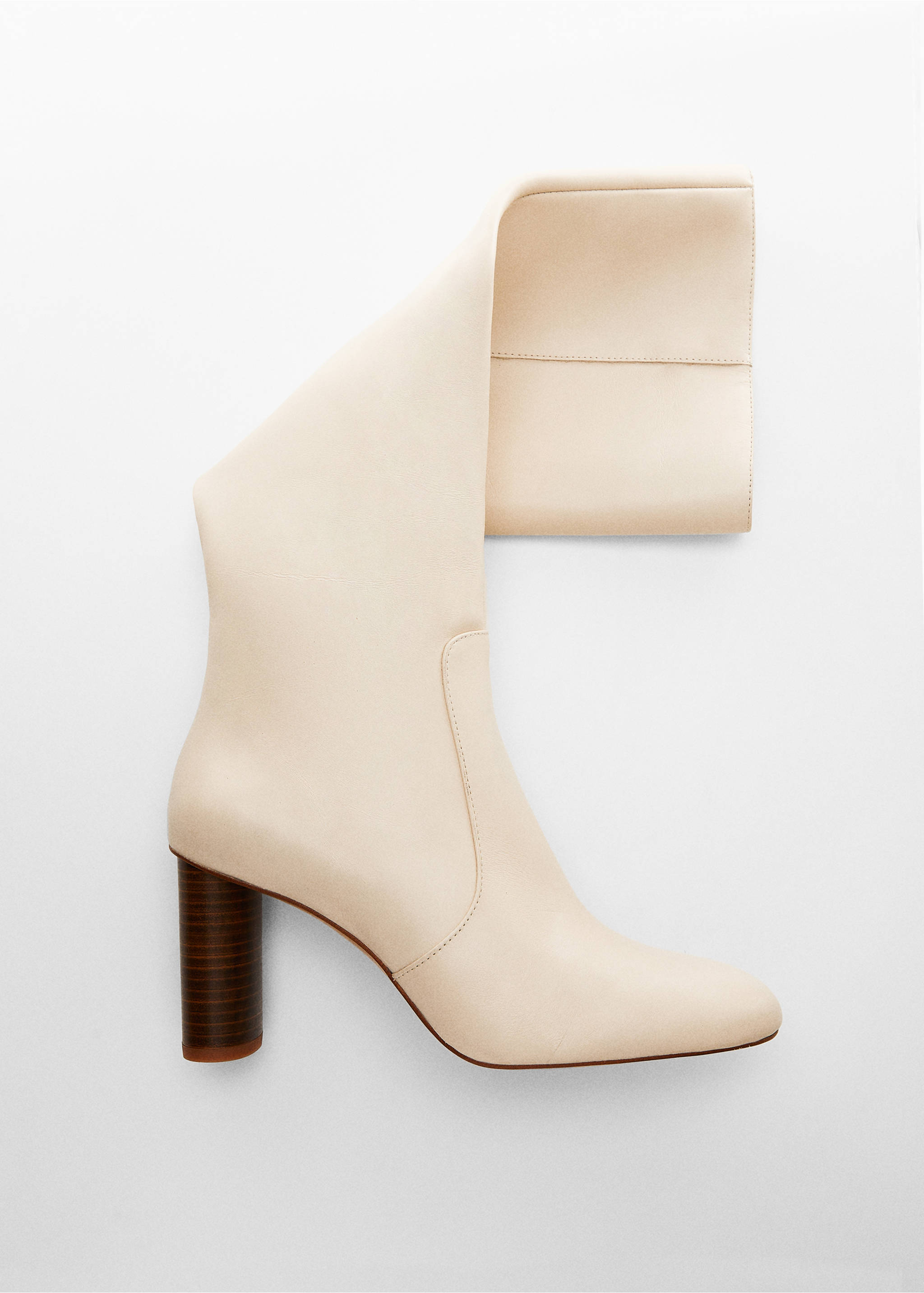 Round-toe leather boots - Details of the article 6, Beige. Ref: 57046024-00.