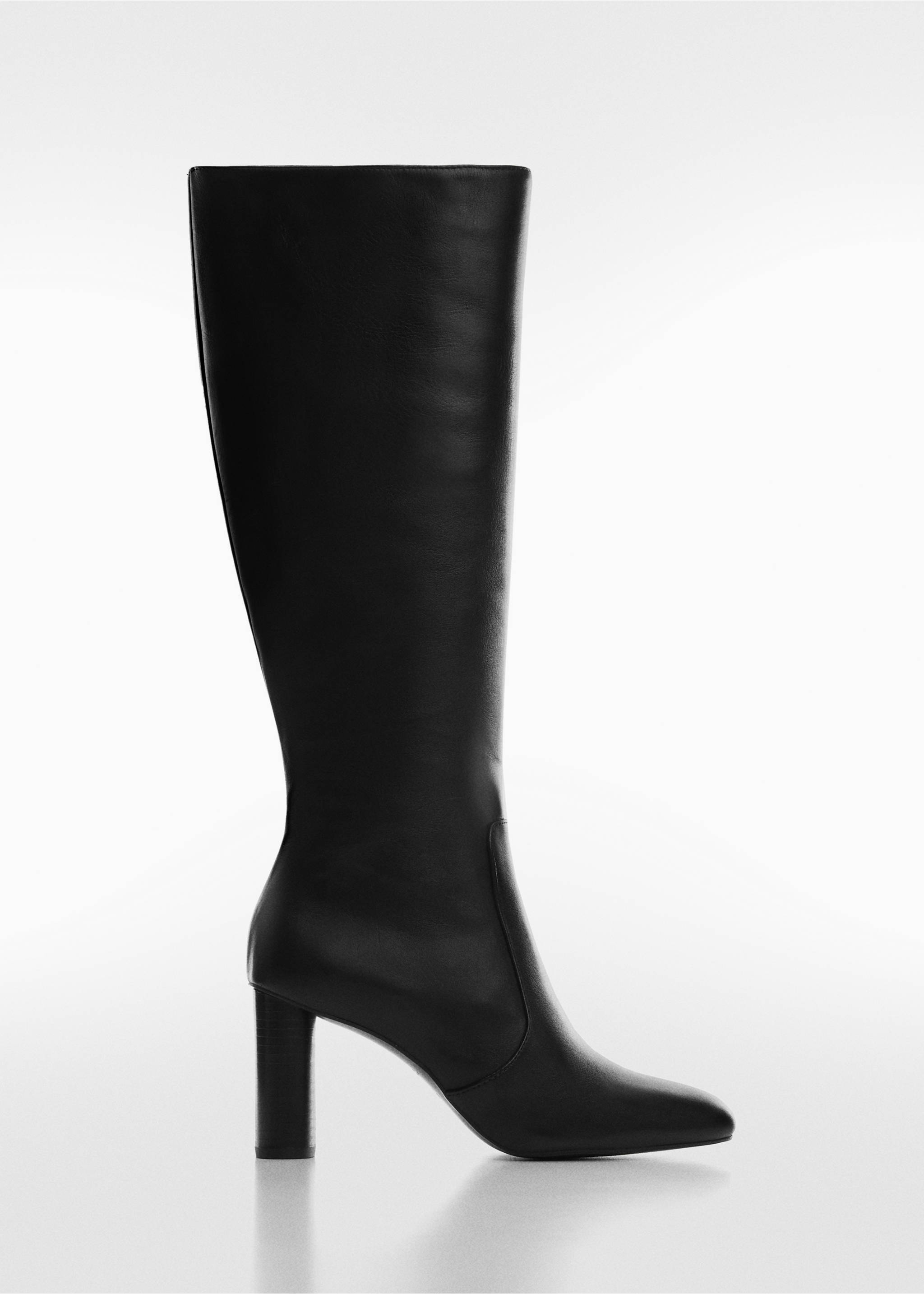 Round-toe leather boots - Article without model, Black. Ref: 57046024-00.