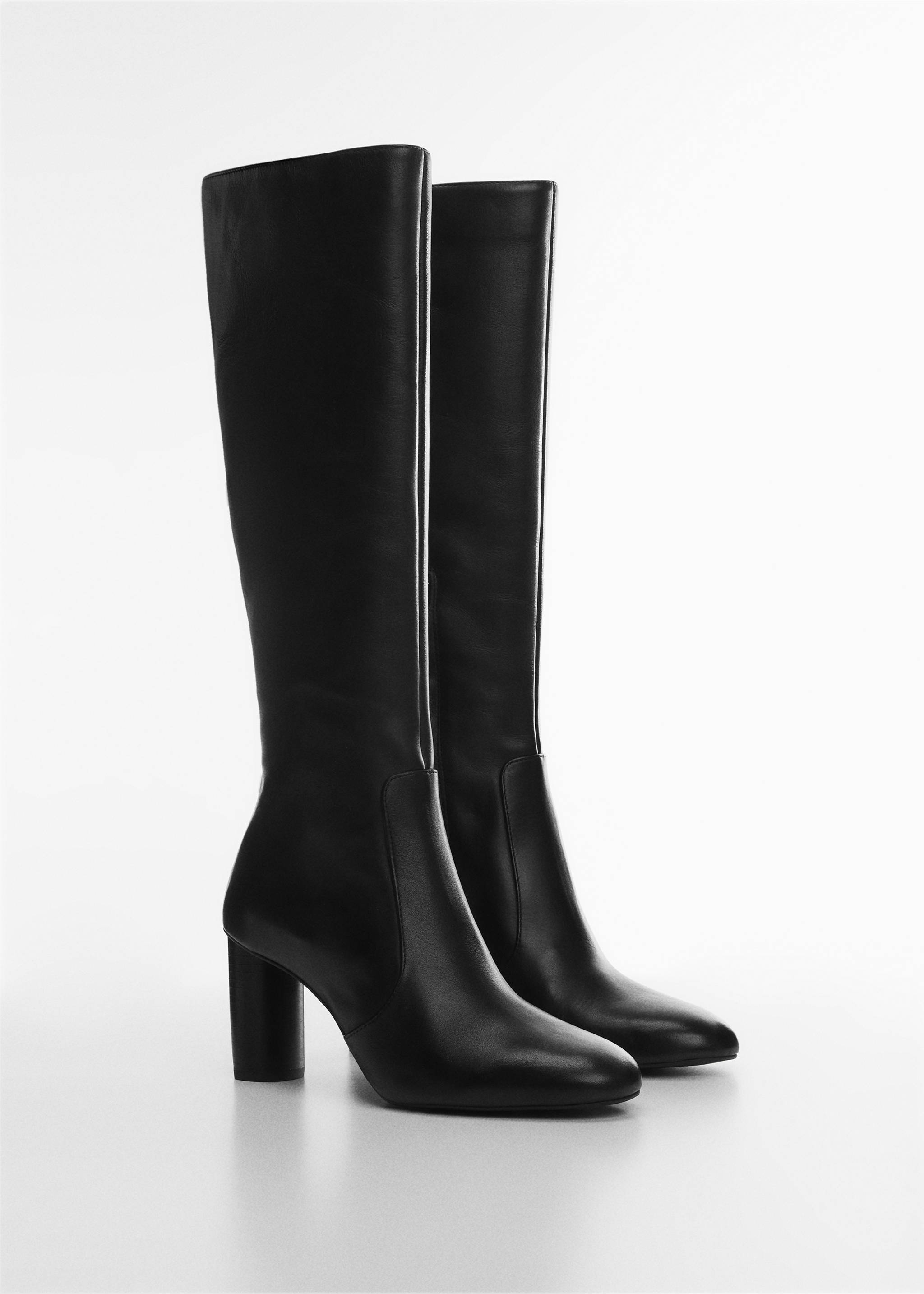 Round-toe leather boots - Medium plane, Black. Ref: 57046024-00.