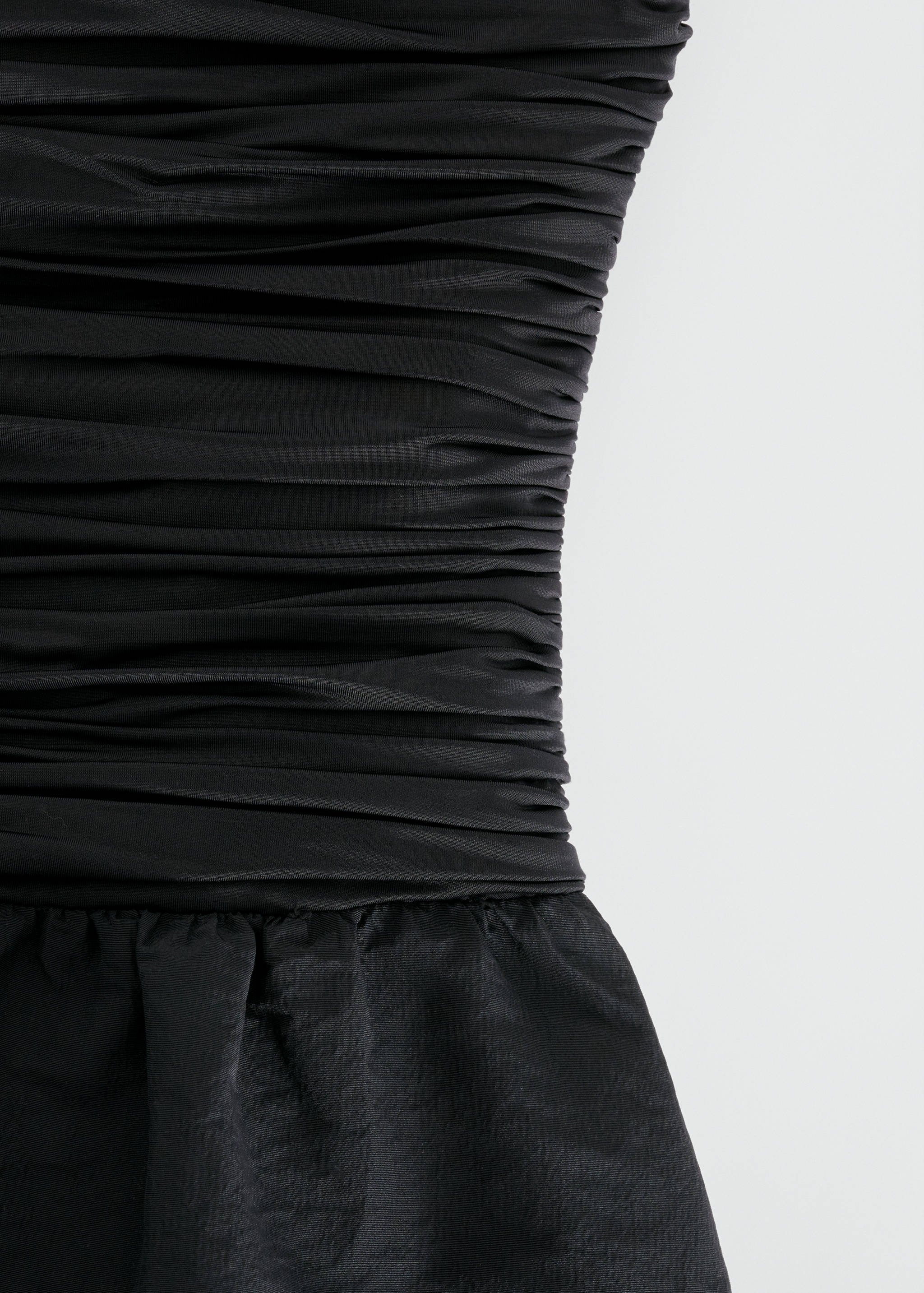 Draped body dress - Details of the article 8