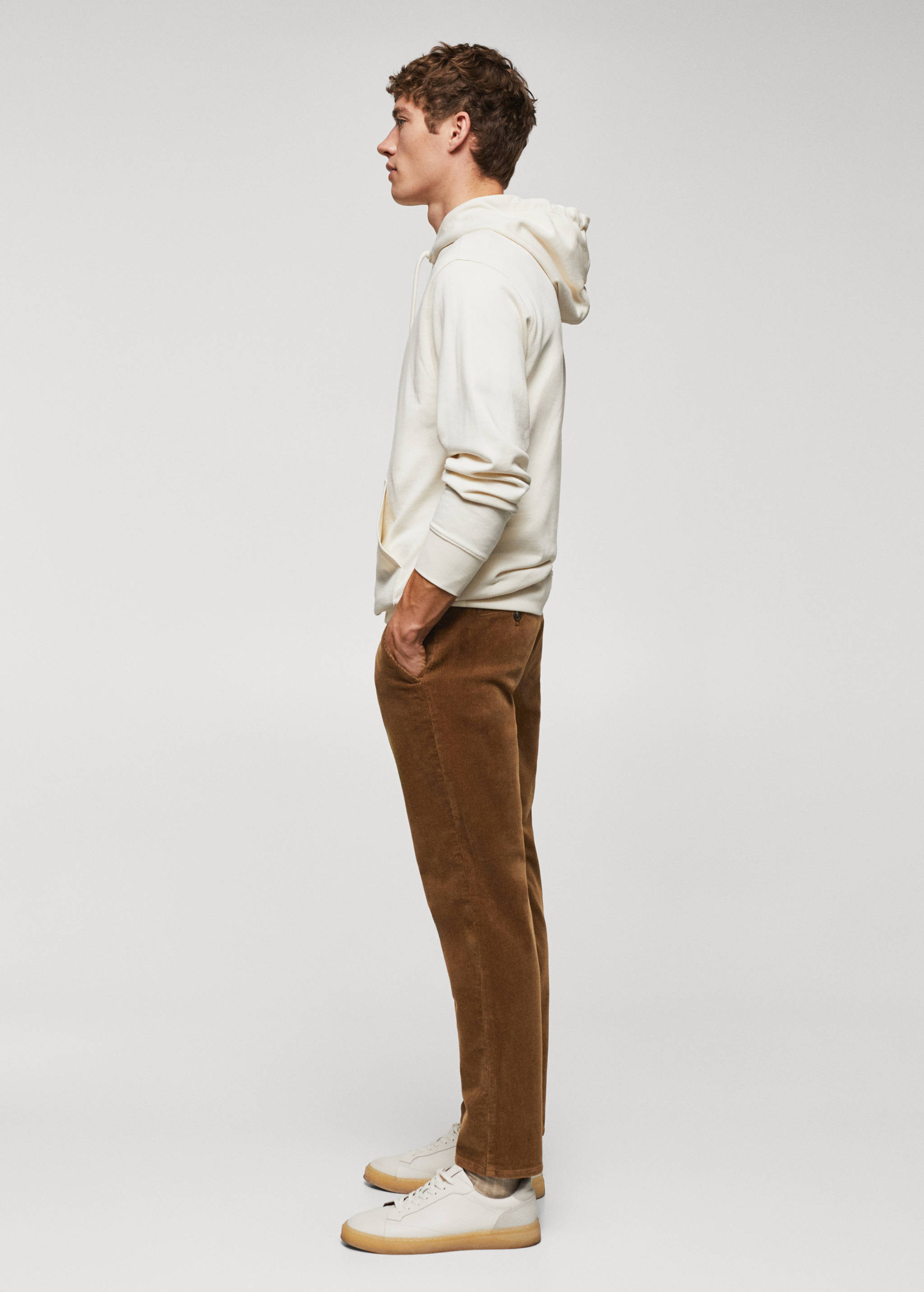 Corduroy slim-fit cropped trousers - Details of the article 2