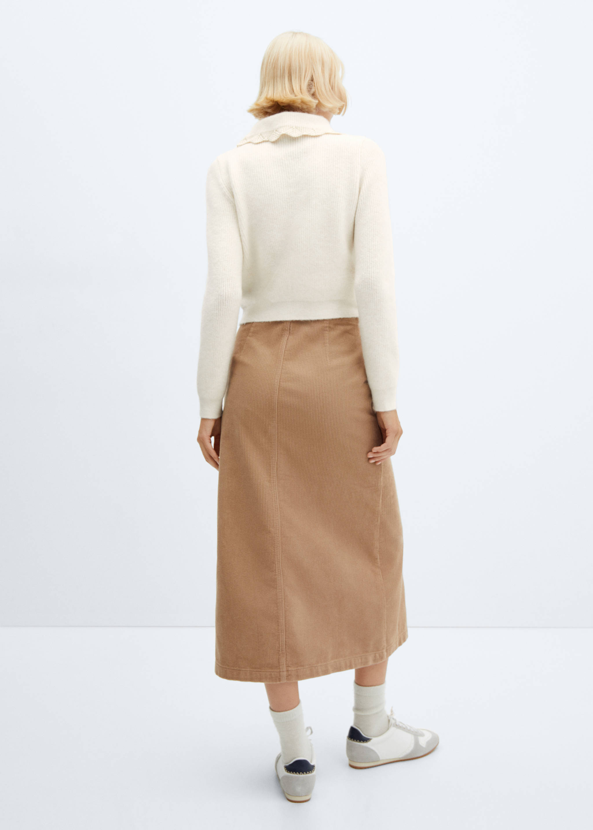 Openwork-knit sweater - Reverse of the article