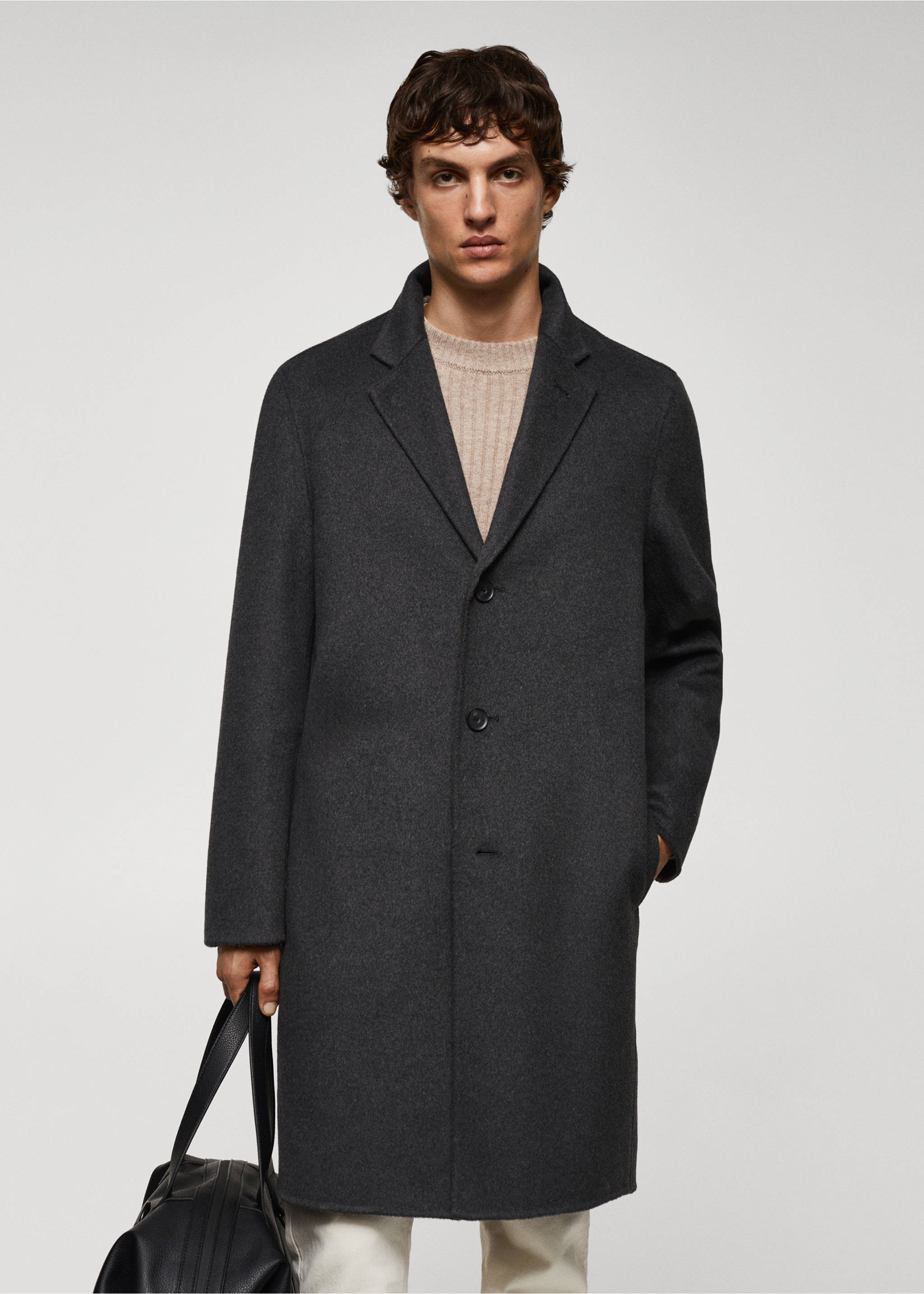 Manteau fait main laine recyclée - Plan moyen, Gris. Ref: 57047705-00.