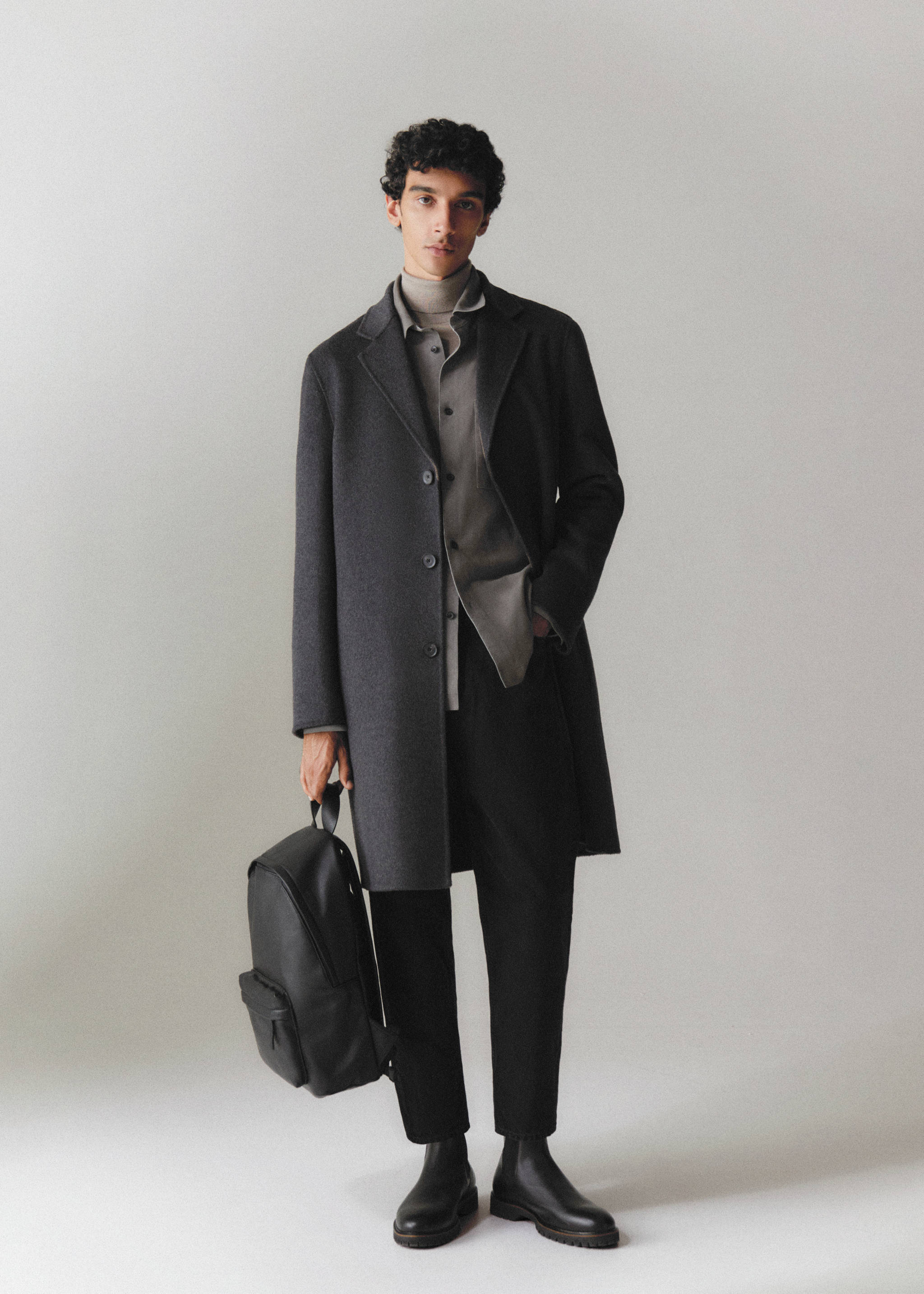 Manteau fait main laine recyclée - Détail de l'article 5, Gris. Ref: 57047705-00.