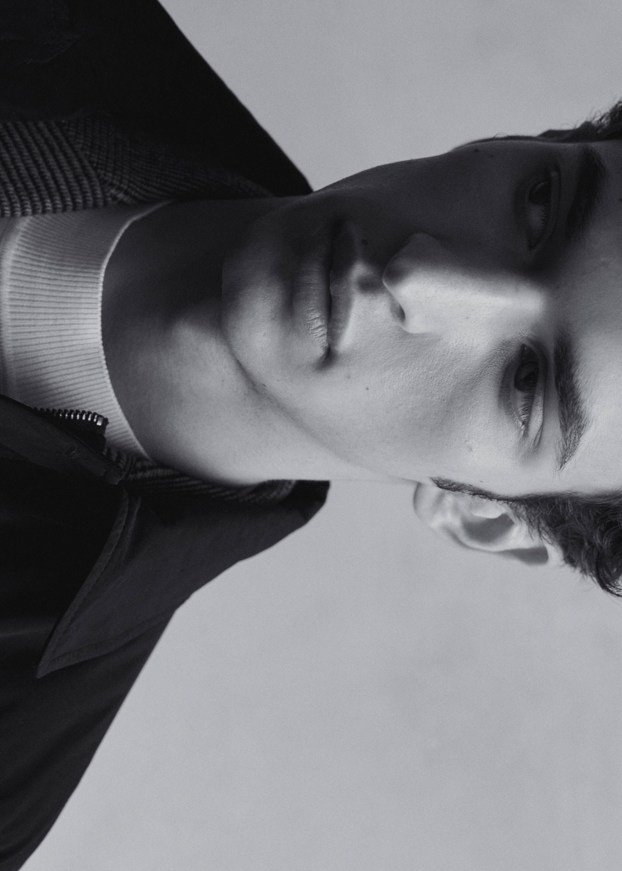 Water-repellent quilted trench coat - Details of the article 6