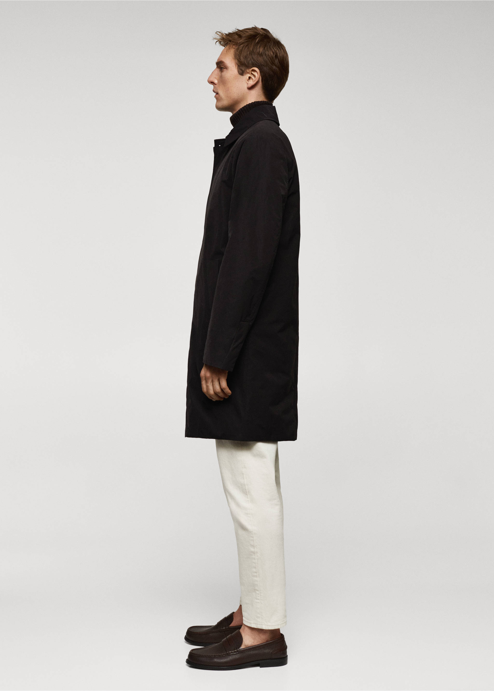 Trench matelassé hydrofuge - Détail de l'article 2, Noir. Ref: 57047706-00.