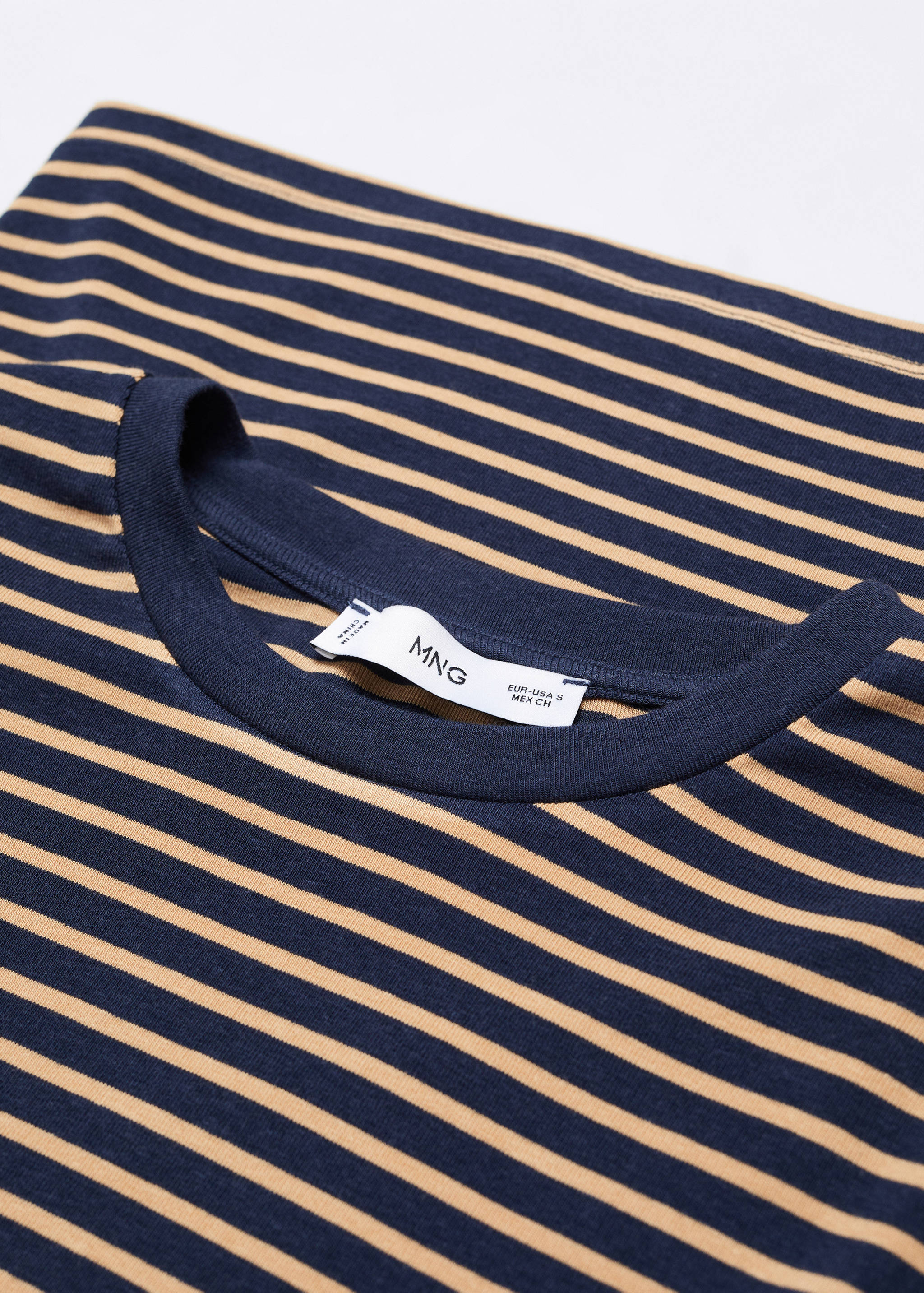 T-shirt rayures col rond - Détail de l'article 8