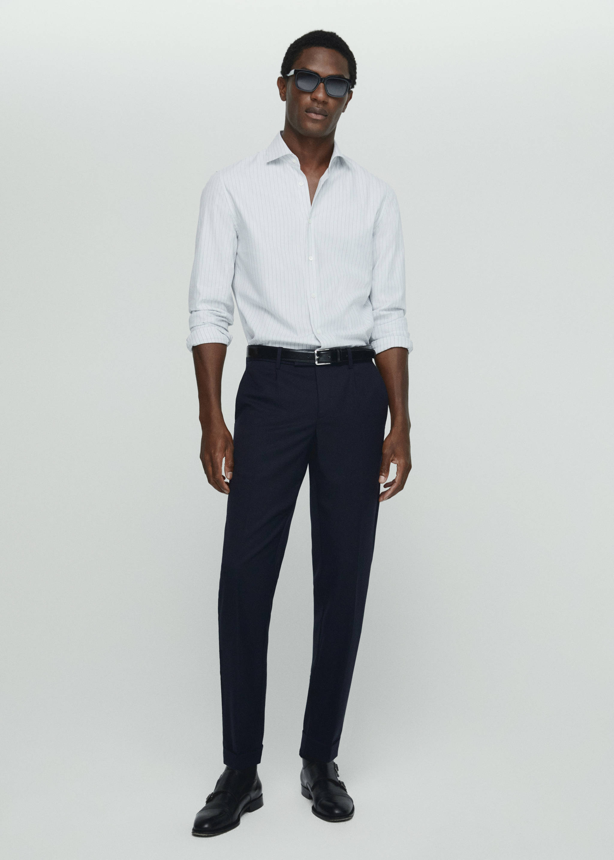 Košile se strukturou a tenkým proužkem - Celkový náhled